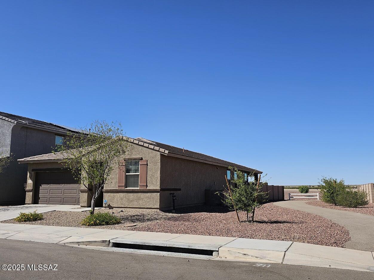 Gladden Farms BLK 22 & 24 - Residential Lease