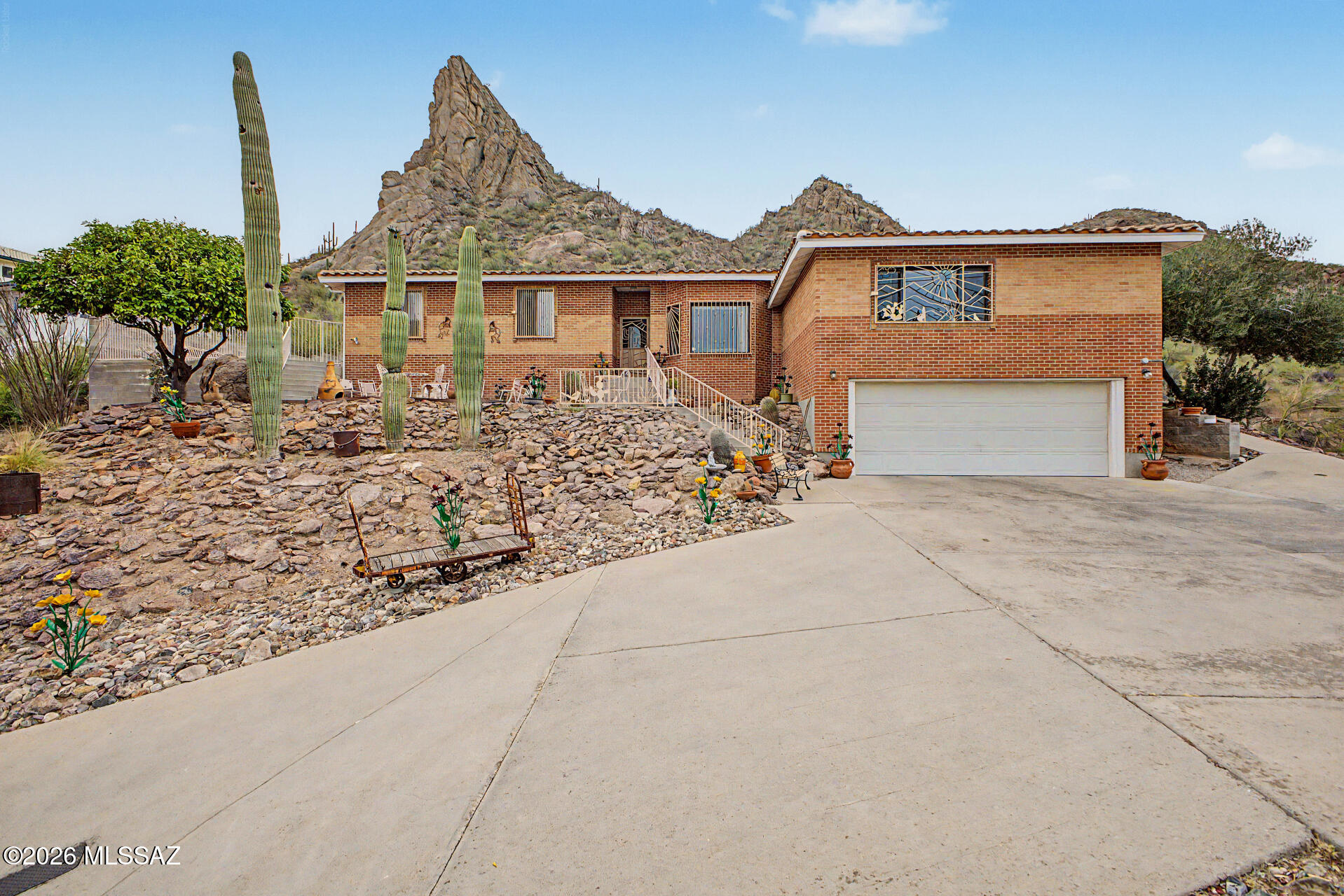5342 S Camino De La Tierra