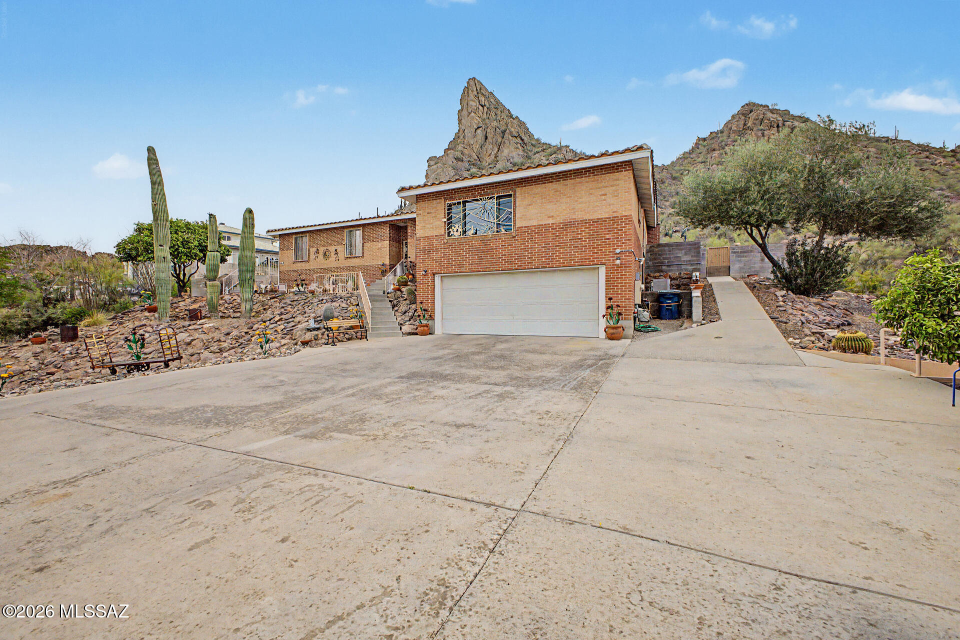 5342 S Camino De La Tierra