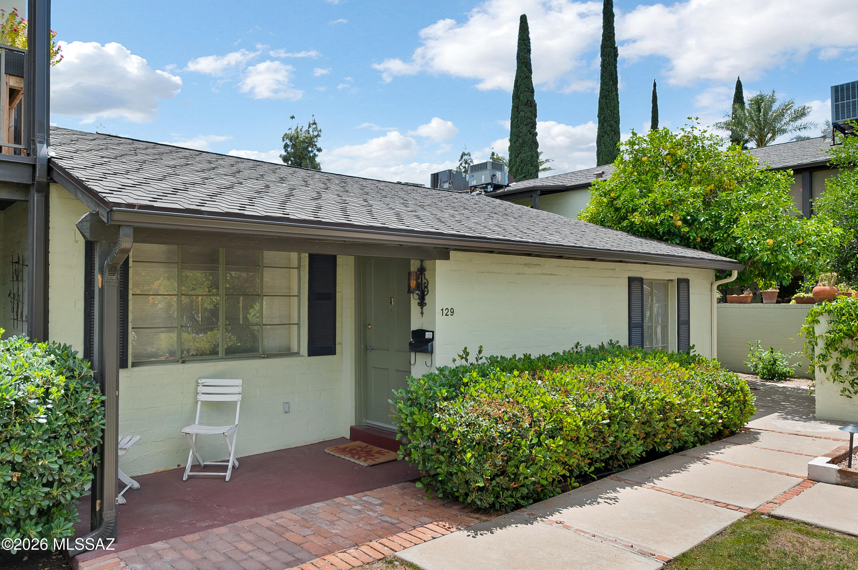 2820 E 6th Street 129