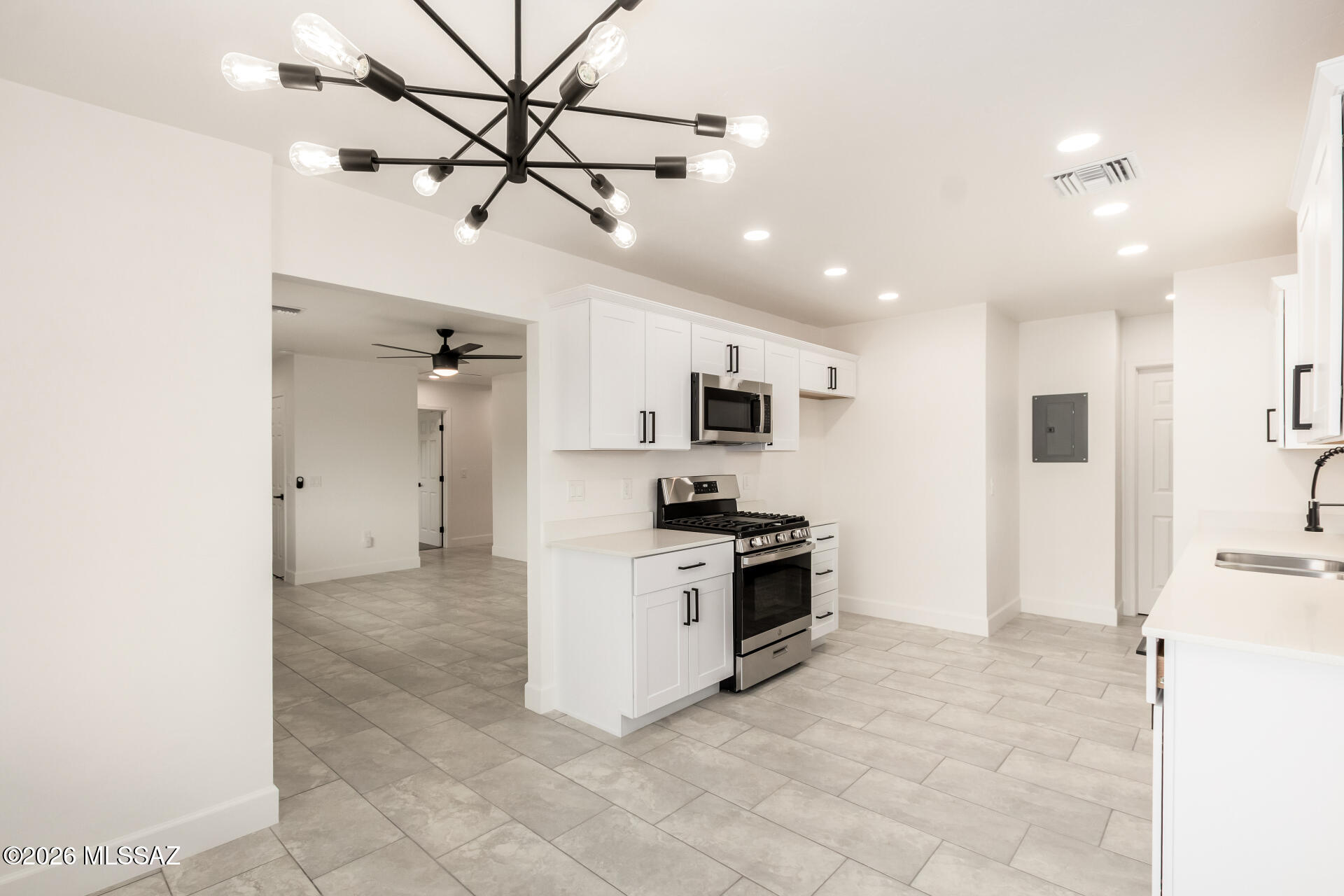 Manana Vista - Residential