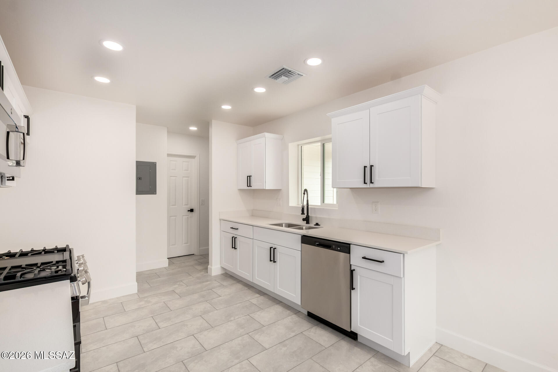 Manana Vista - Residential