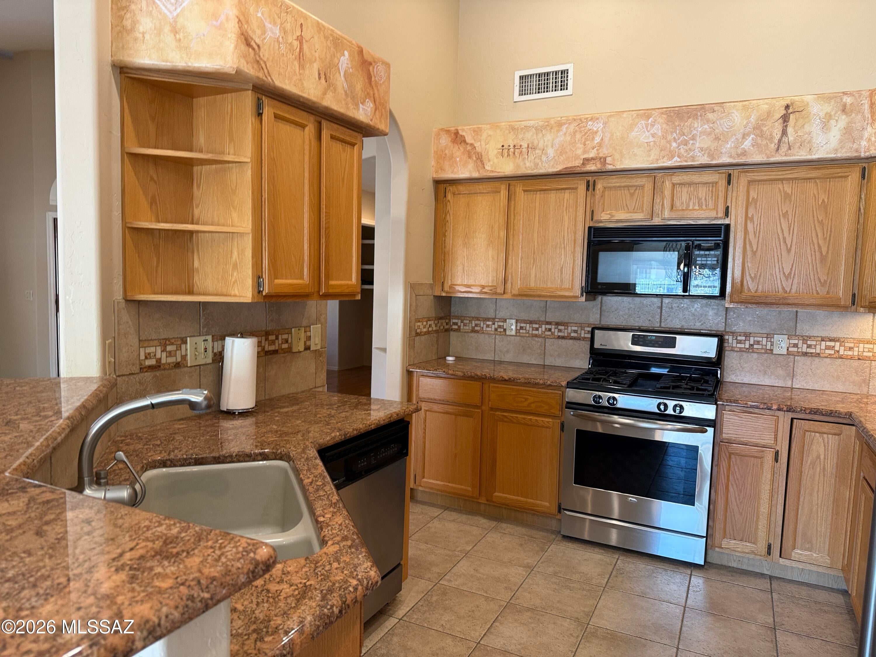 8729 N Johnny Miller Drive