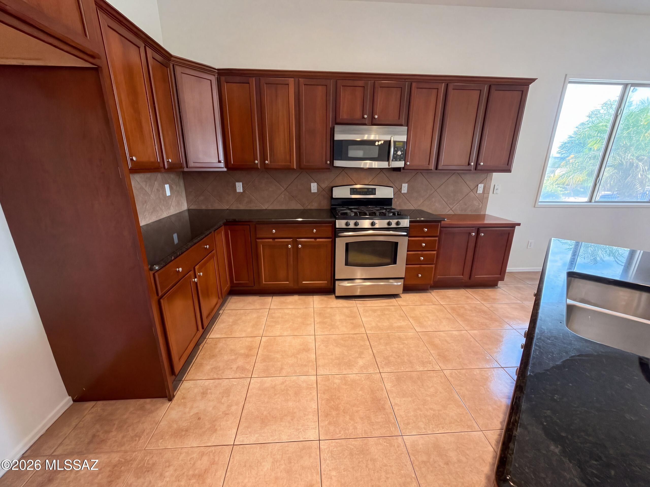7030 W Fallen Sun Court