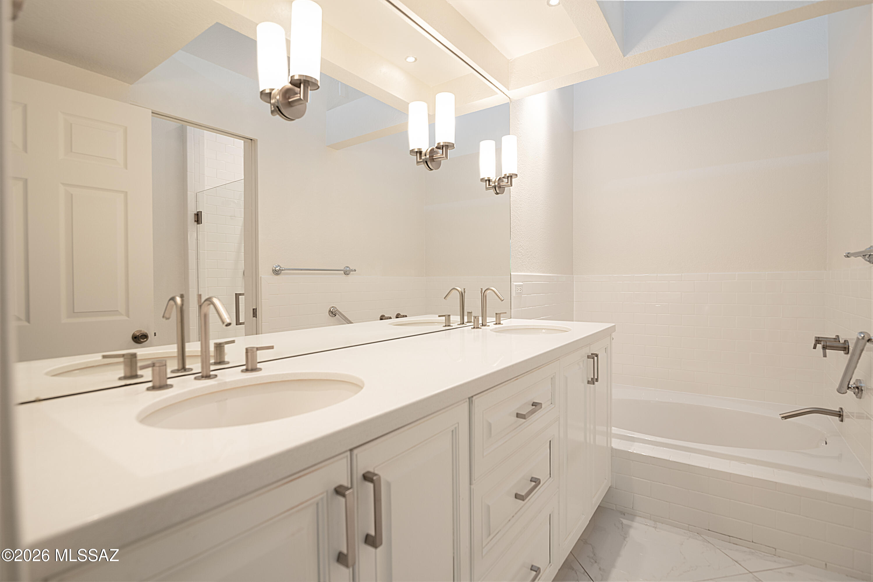 Ventana Canyon Golf Villas - Residential