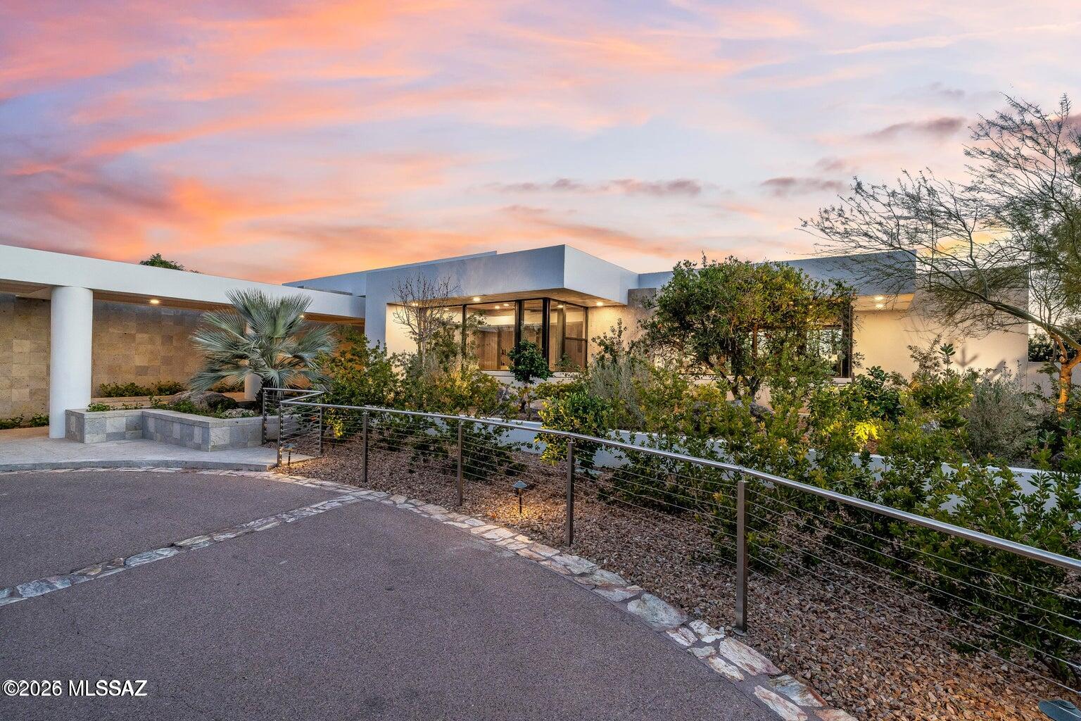 5980 E Terra Grande