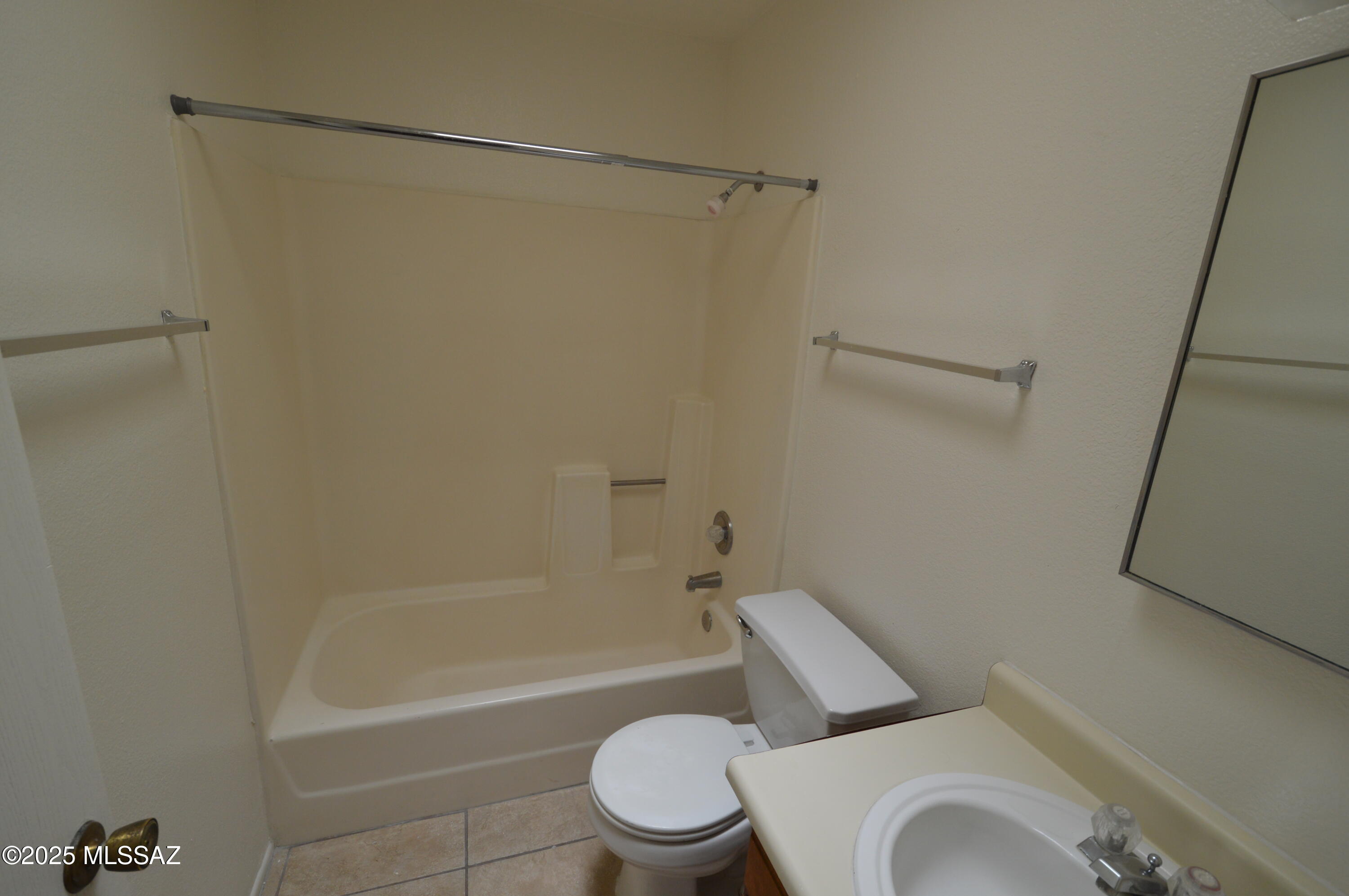 Vista Del Monte Tract - Residential Lease