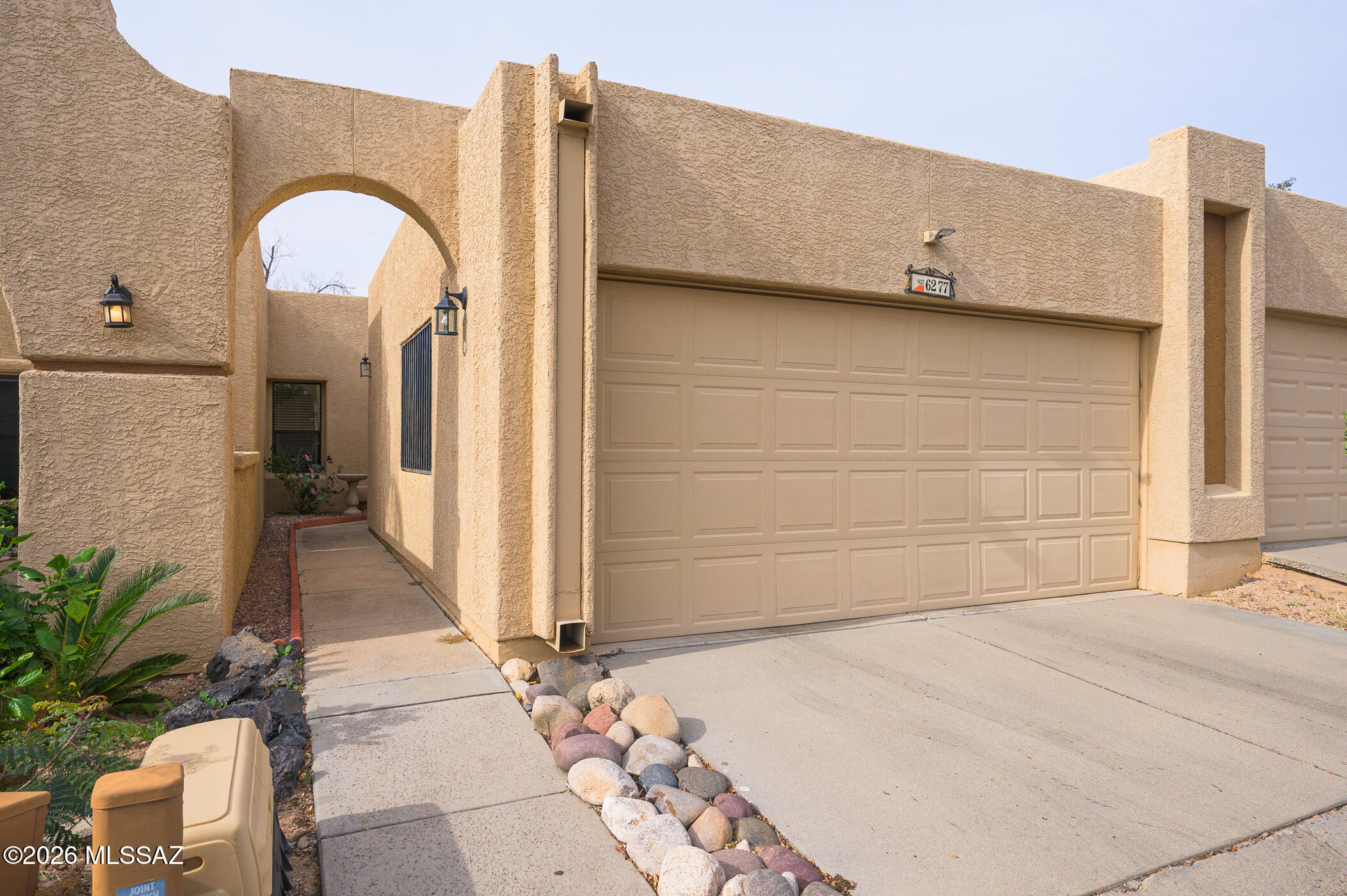 6277 N Windemere Street