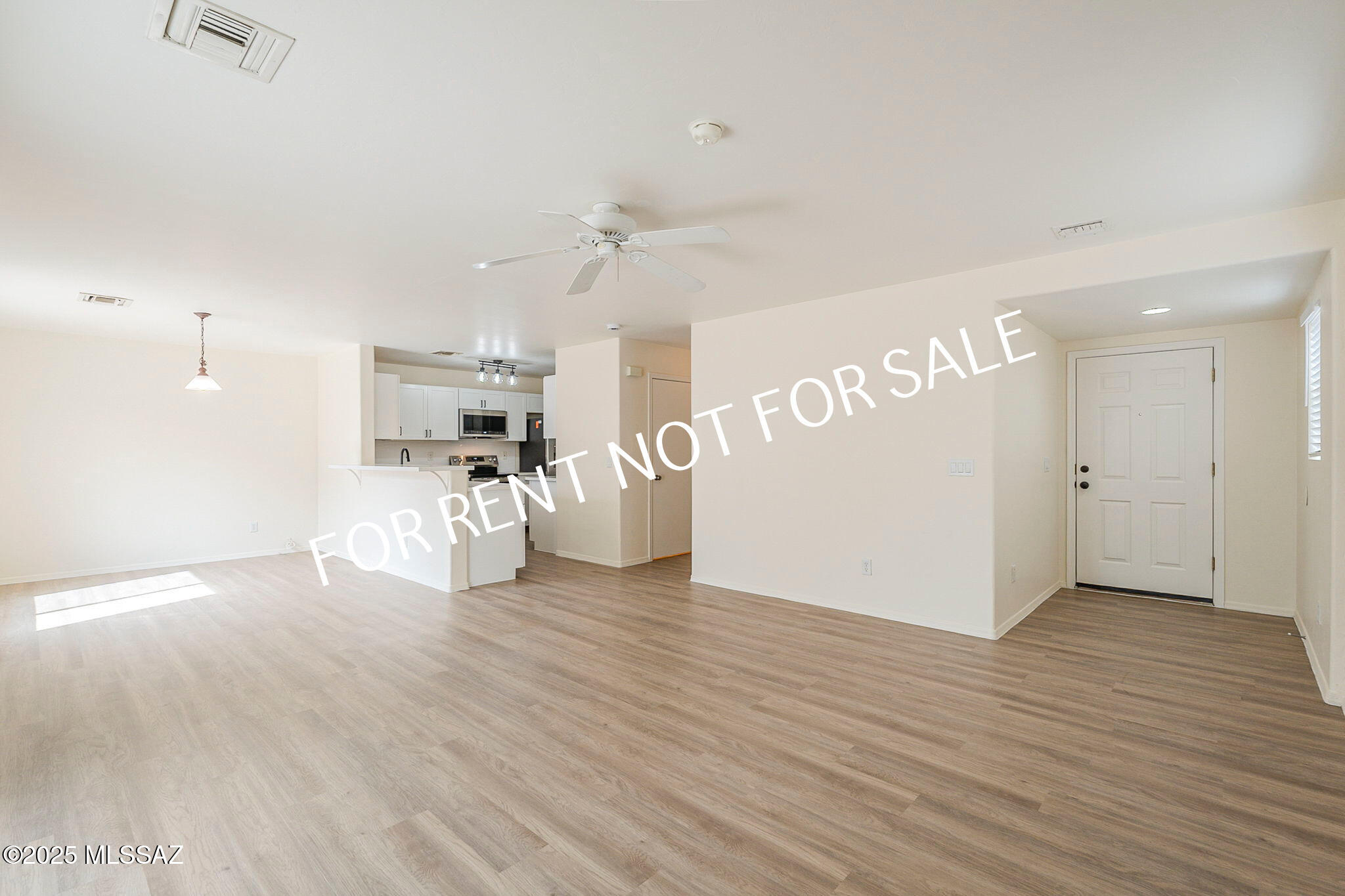 Valencia Reserve (1-326) - Residential Lease