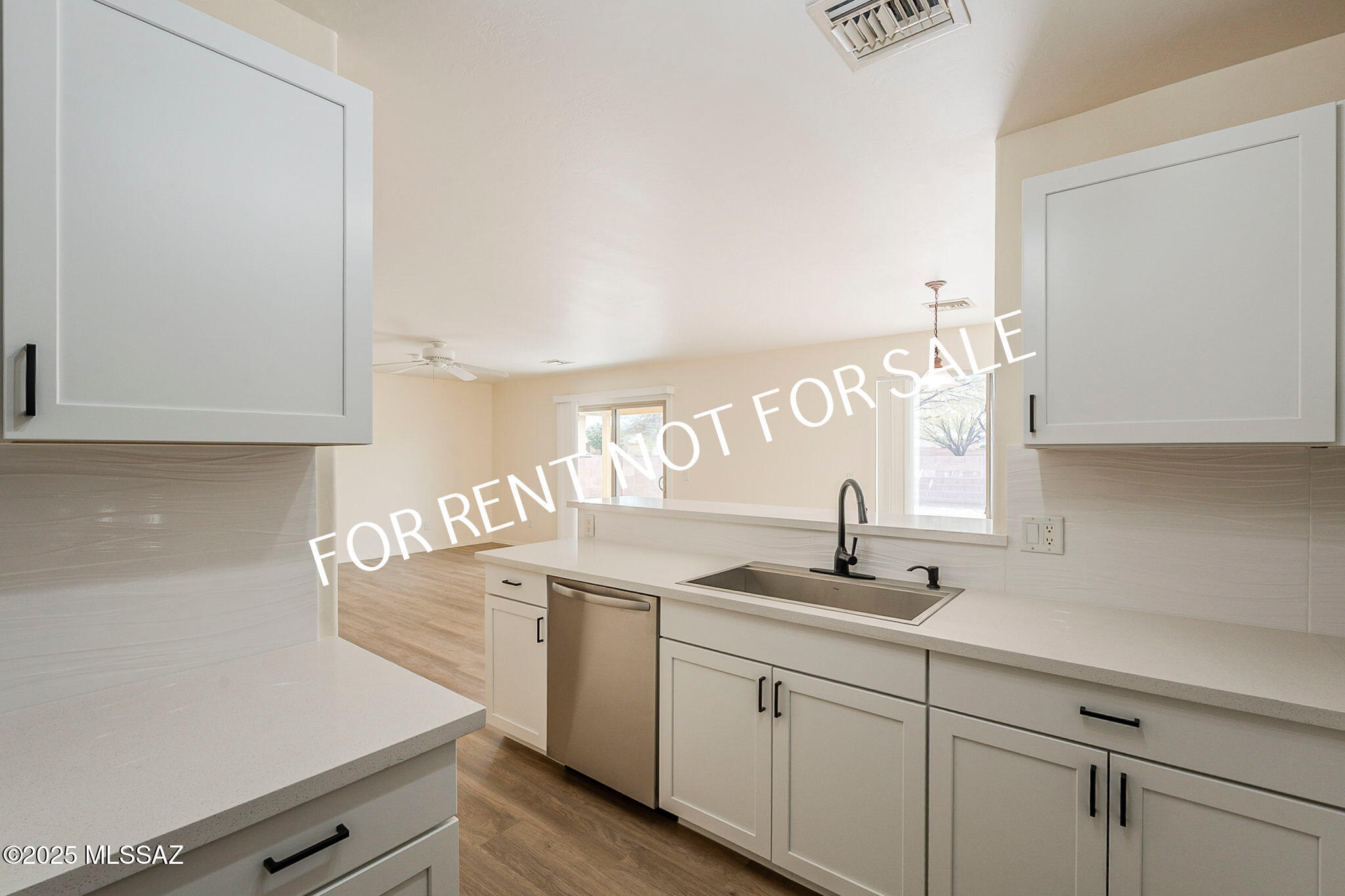 Valencia Reserve (1-326) - Residential Lease