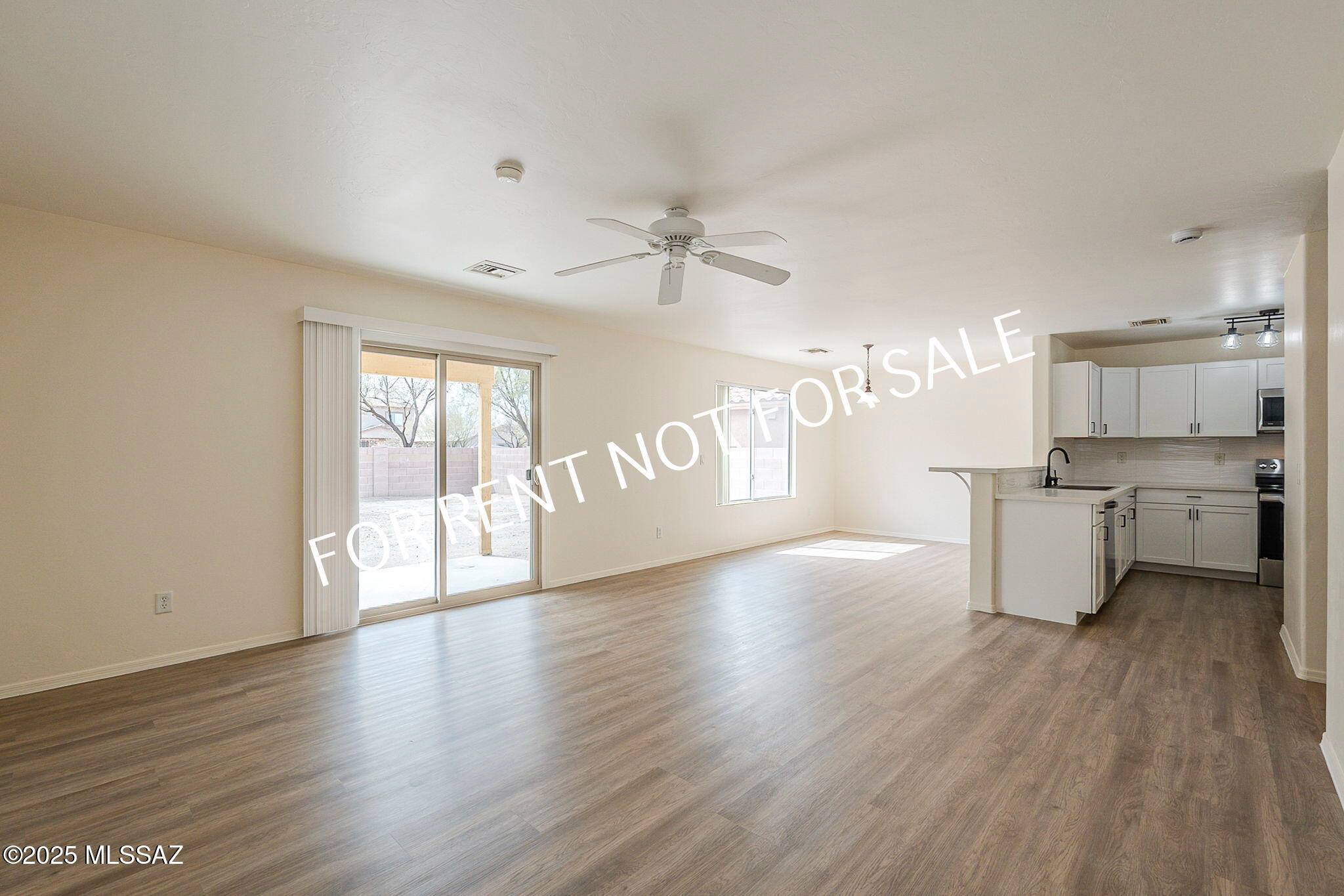 Valencia Reserve (1-326) - Residential Lease