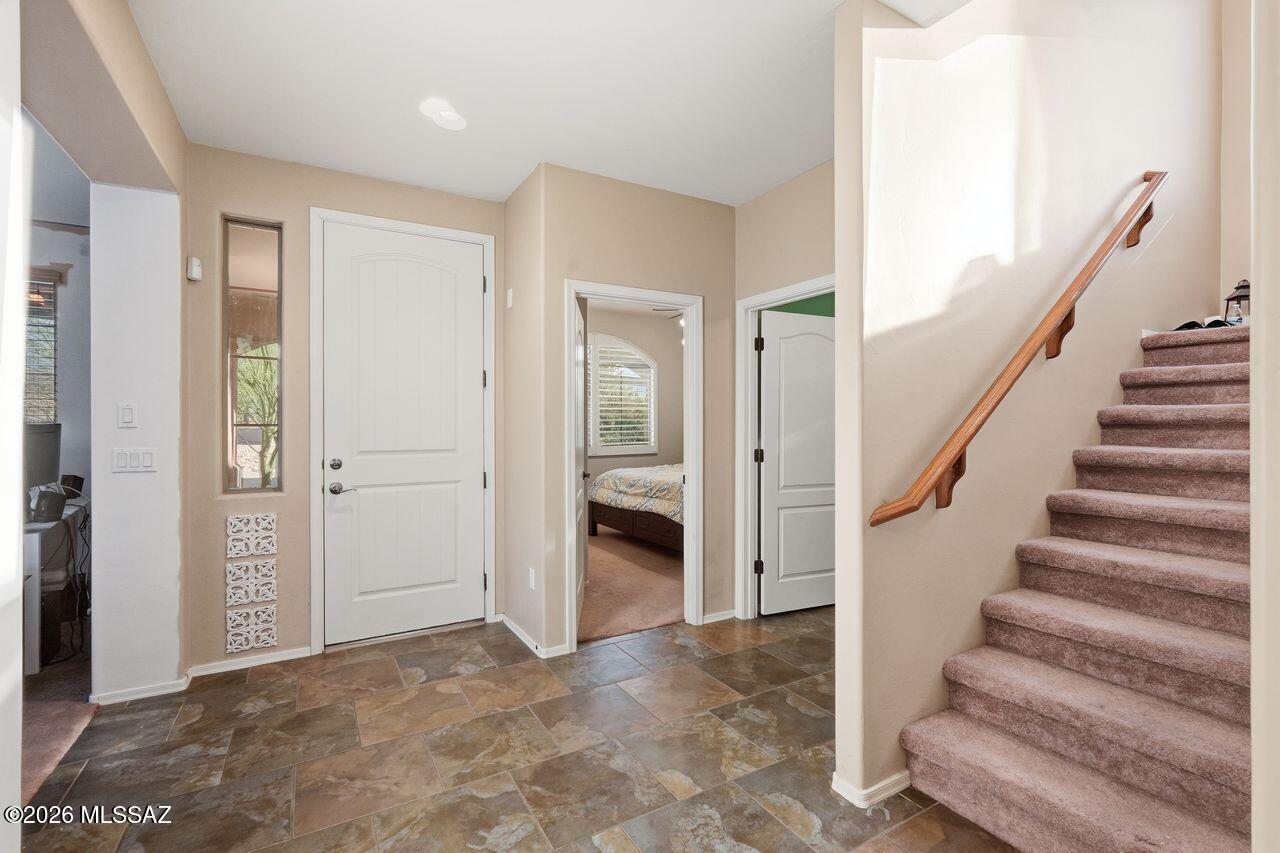 12403 N Wing Shadow Lane