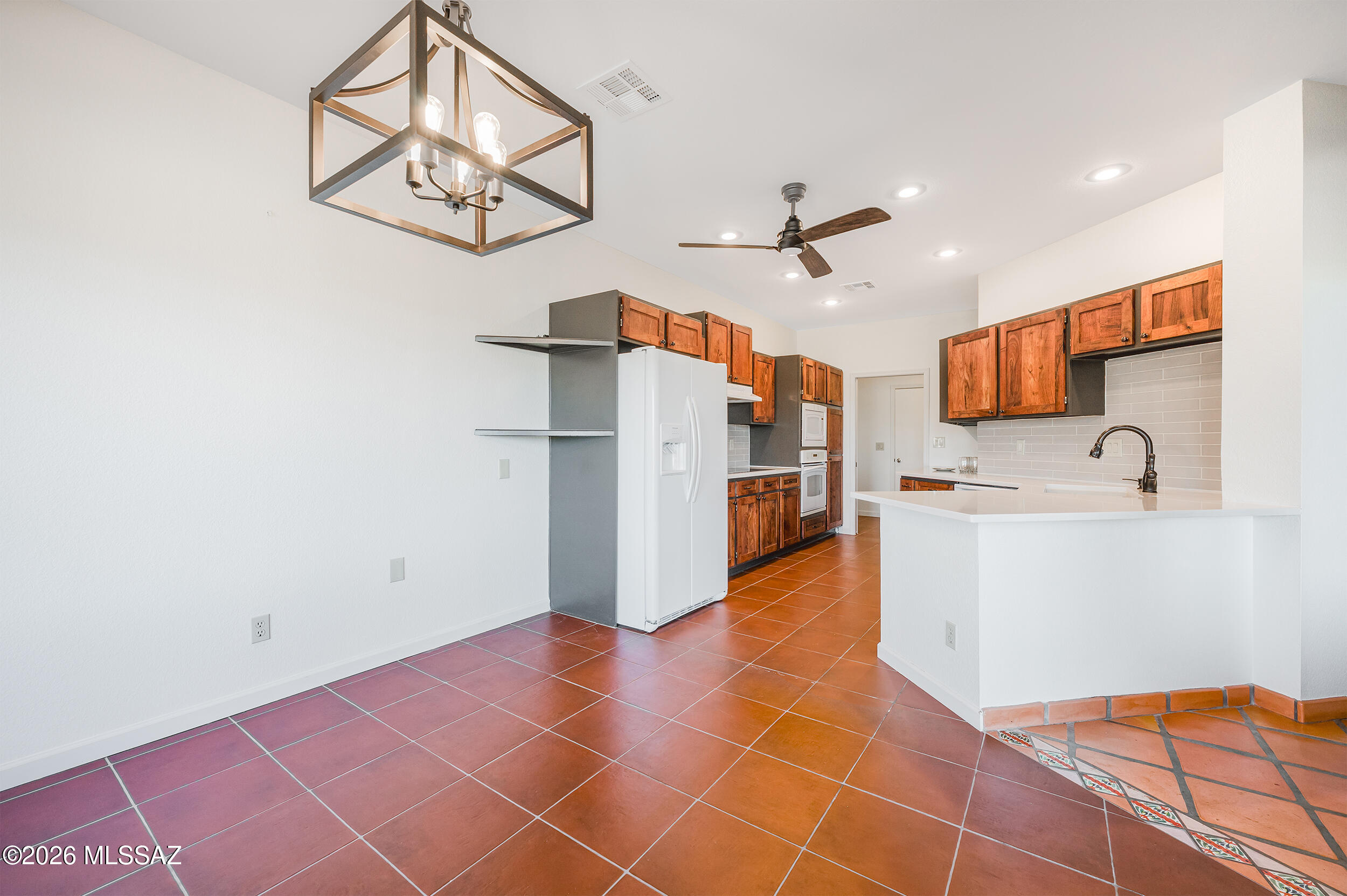 El Conquistador Resort Patio Homes (155-193) - Residential