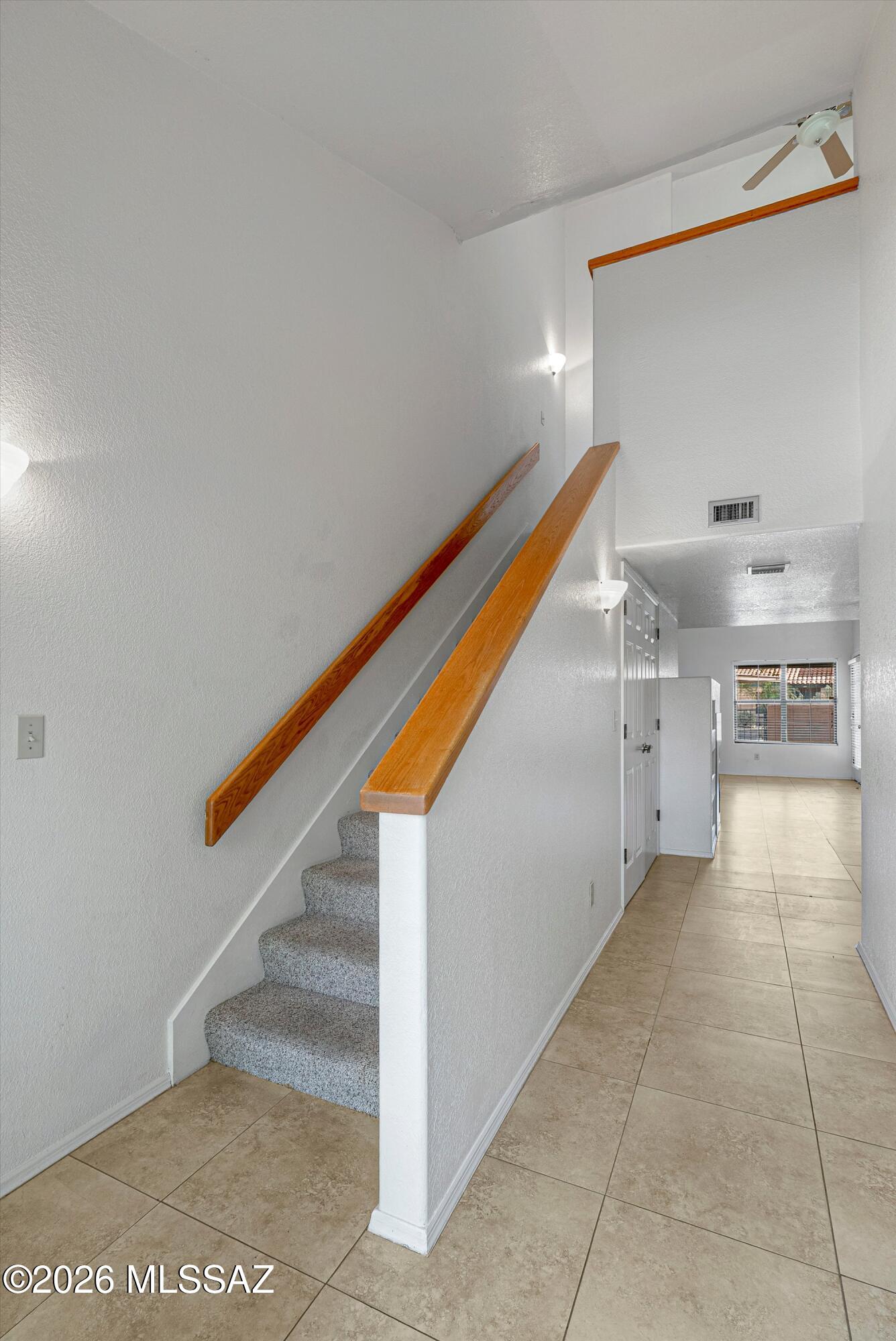 Ventana De Sabino North (1-127) - Residential
