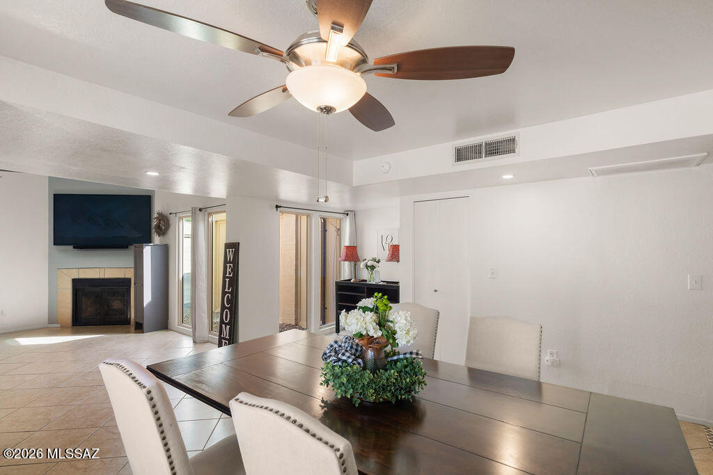 Pantano Townhomes (1-118) - Residential