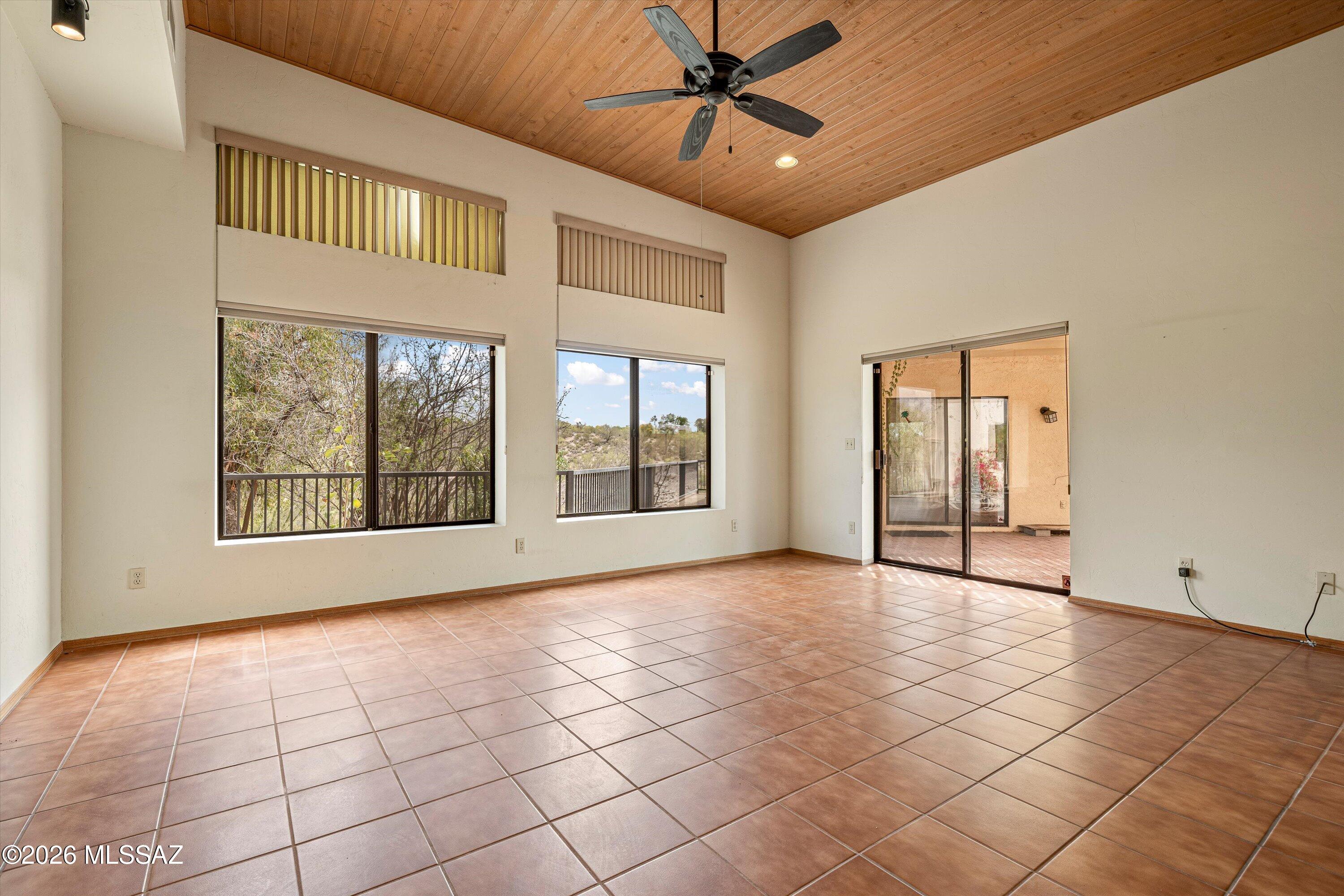 Catalina Foothills Estates NO. 7 (44-120) - Residential
