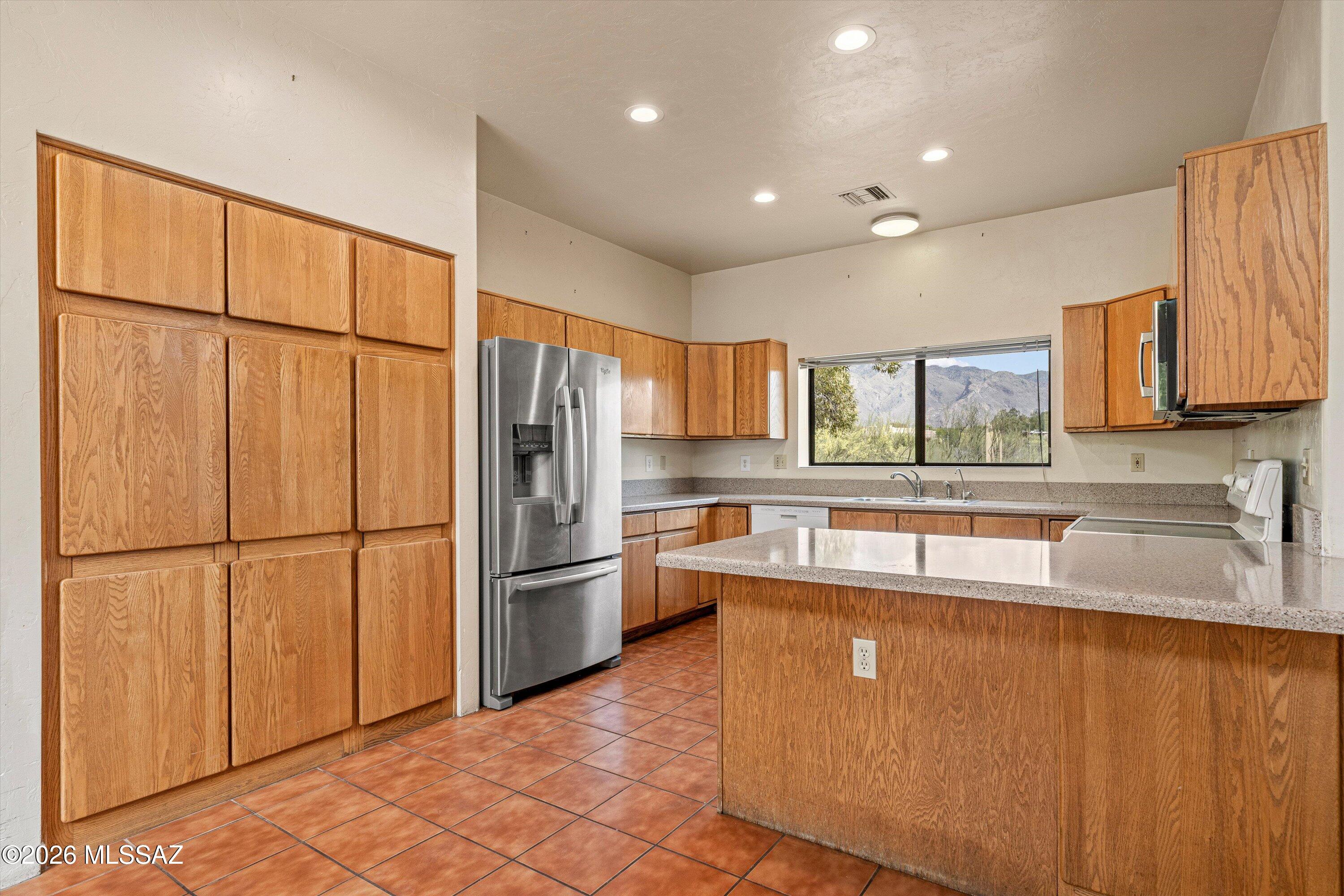 Catalina Foothills Estates NO. 7 (44-120) - Residential