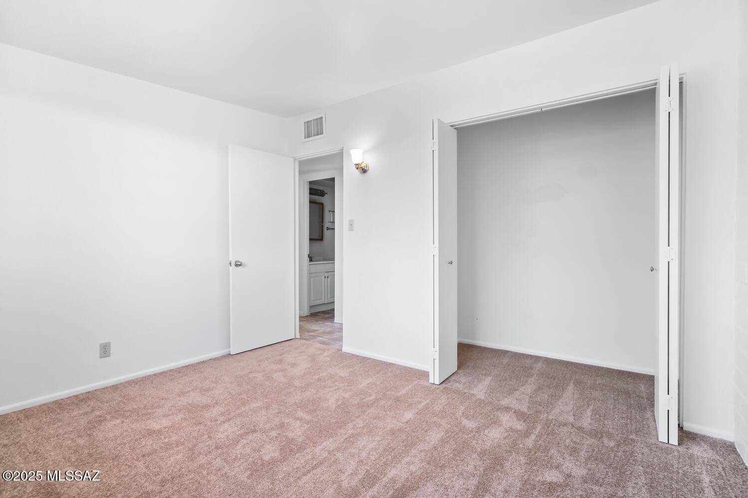 Kingston Knolls Terrace - Residential