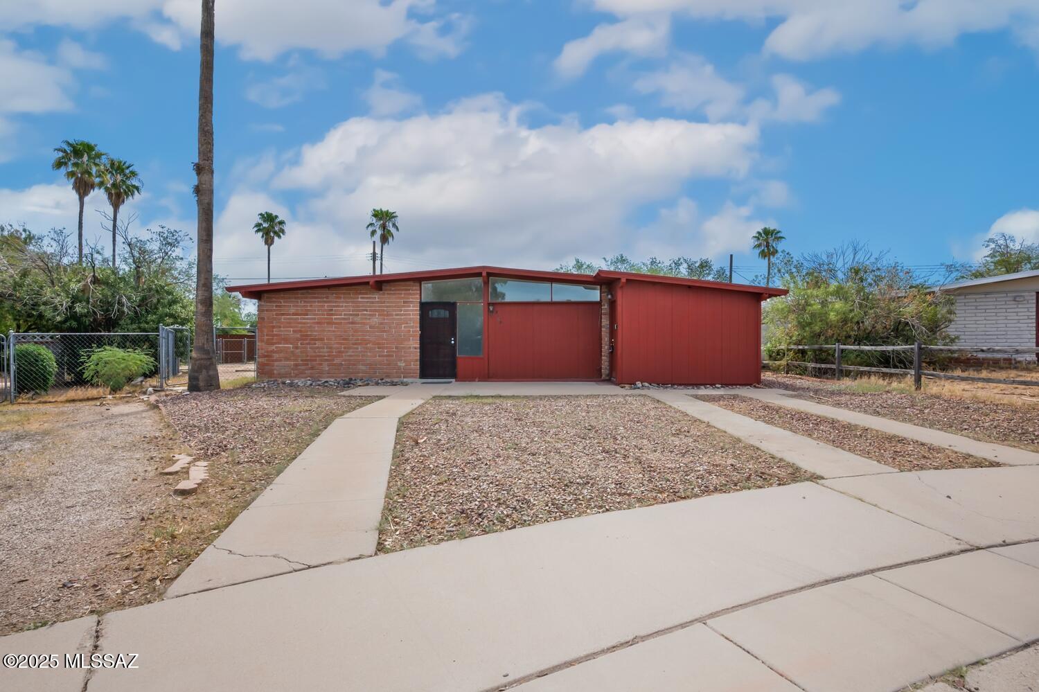 Kingston Knolls Terrace - Residential