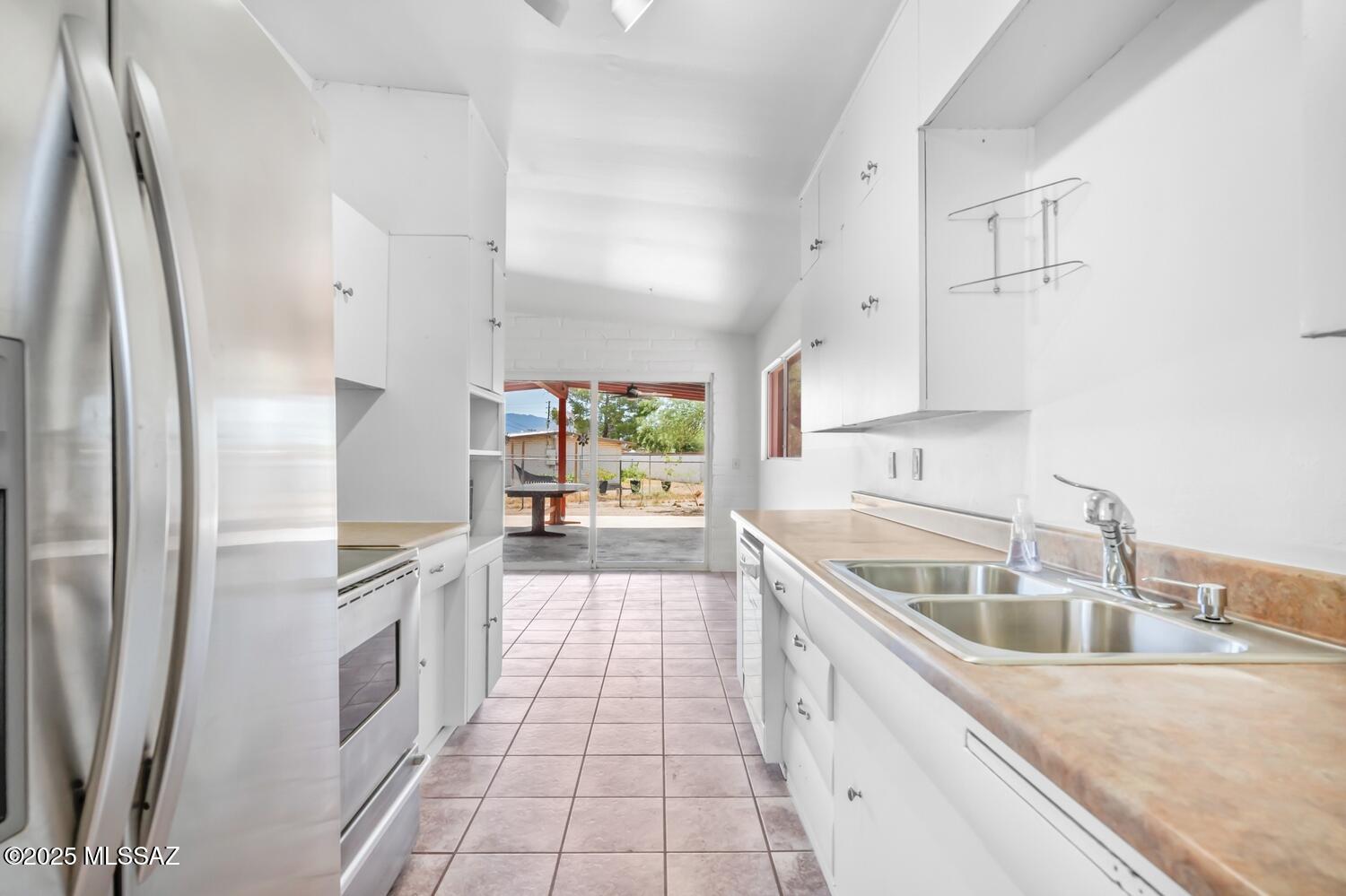 Kingston Knolls Terrace - Residential