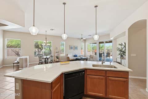 Photo of 12771 N New Reflection Drive, Marana, AZ 85658 (MLS # 22616732)