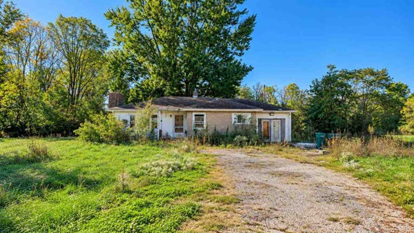 3611 NATIONAL RD W, RICHMOND, IN 47374 - Image b1f64ec4263995bf87fd394721d7a07d/1680960815