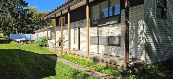 520 N SYCAMORE ST, HAGERSTOWN, IN 47346 - Image d12fbdeb90d4b0cbe6f98f7279fa9028/3731985291