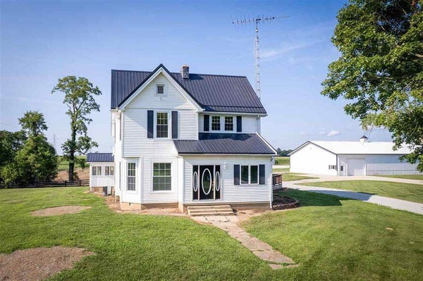 5824 W SANDERS RD, BROWNSVILLE, IN 47325 - Image d436971aff8a2dfaef3999d850ac2c16/1012197697