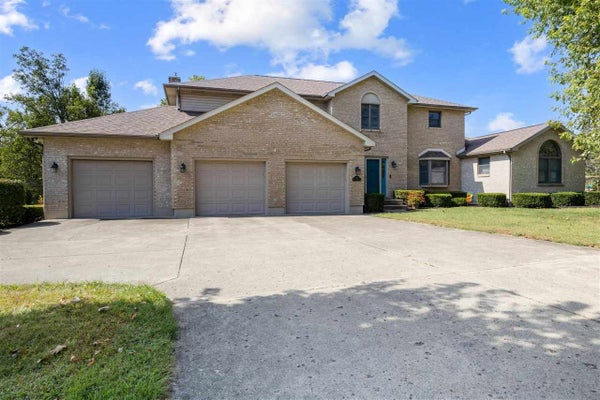 413 N GRAY RD, CONNERSVILLE, IN 47331 - Image fd68d73b1ad42979f6ec467eea043b2d/237362586