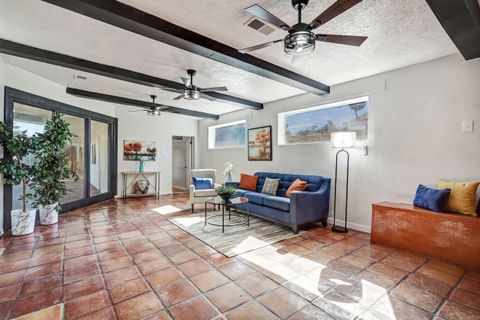 Photo of 3006 3rd Street NW, Albuquerque, NM 87107 (MLS # 1094042)