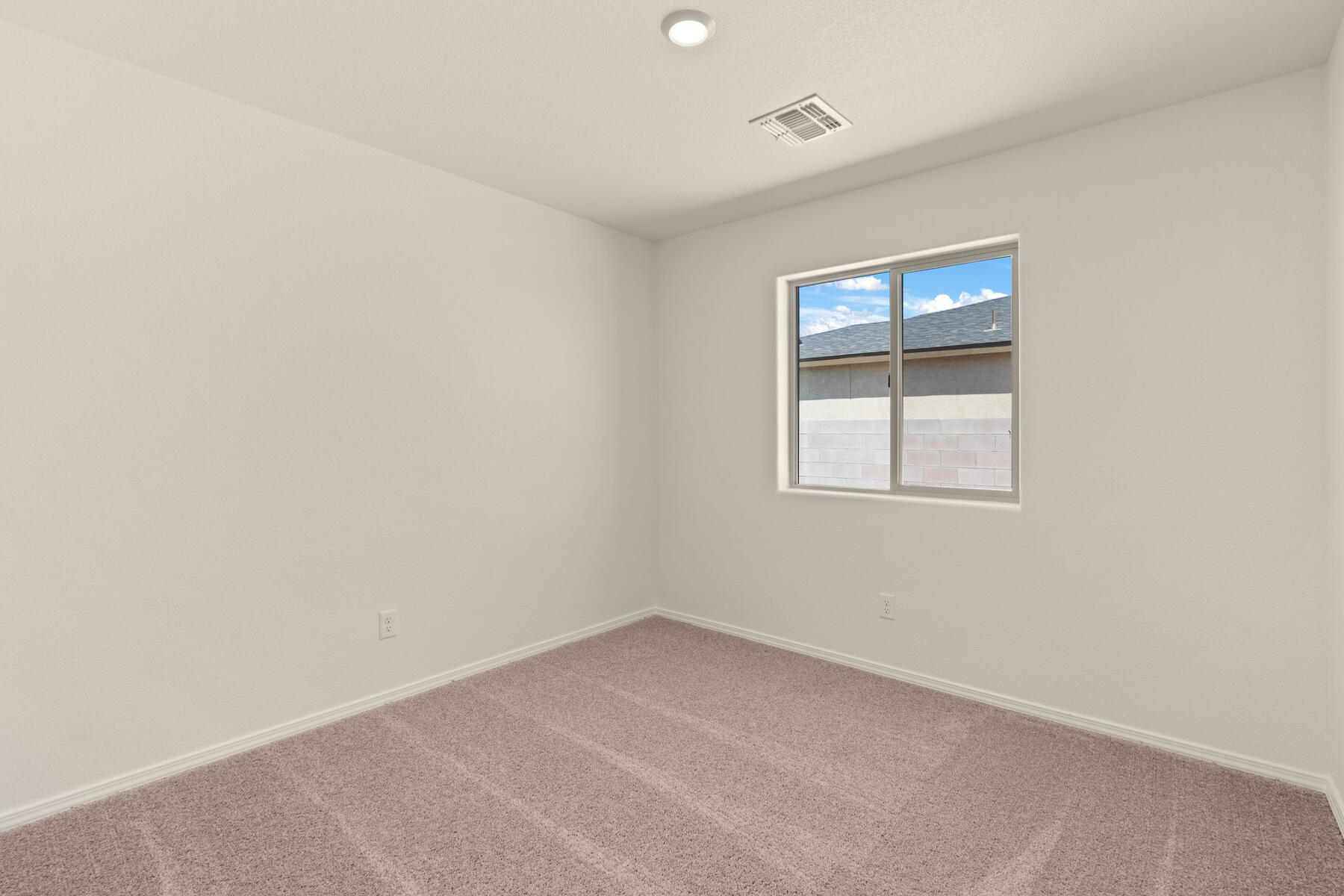 2618 Desi Loop, Belen, New Mexico image 9
