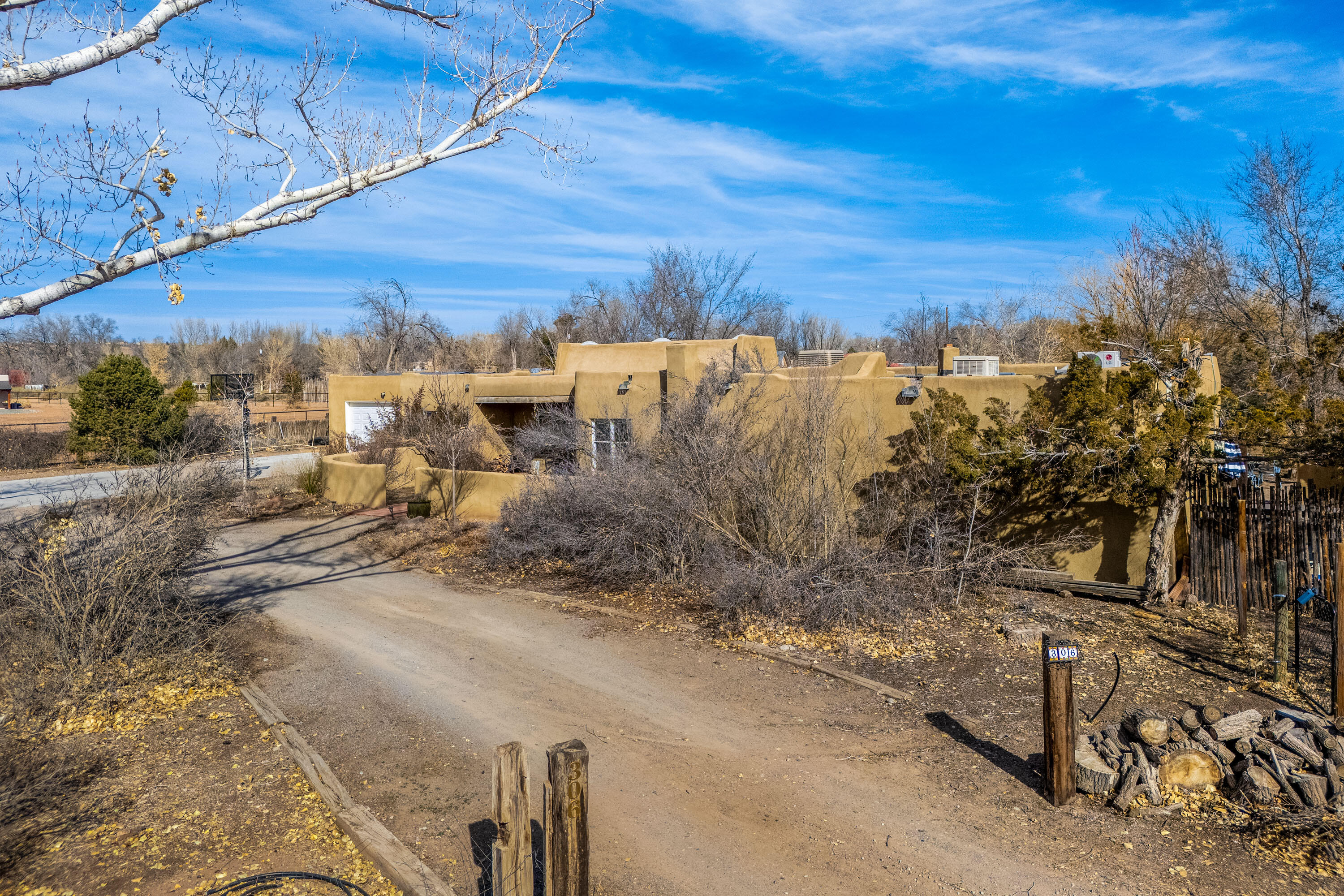 306 Los Manzanos Road, Corrales, New Mexico image 36