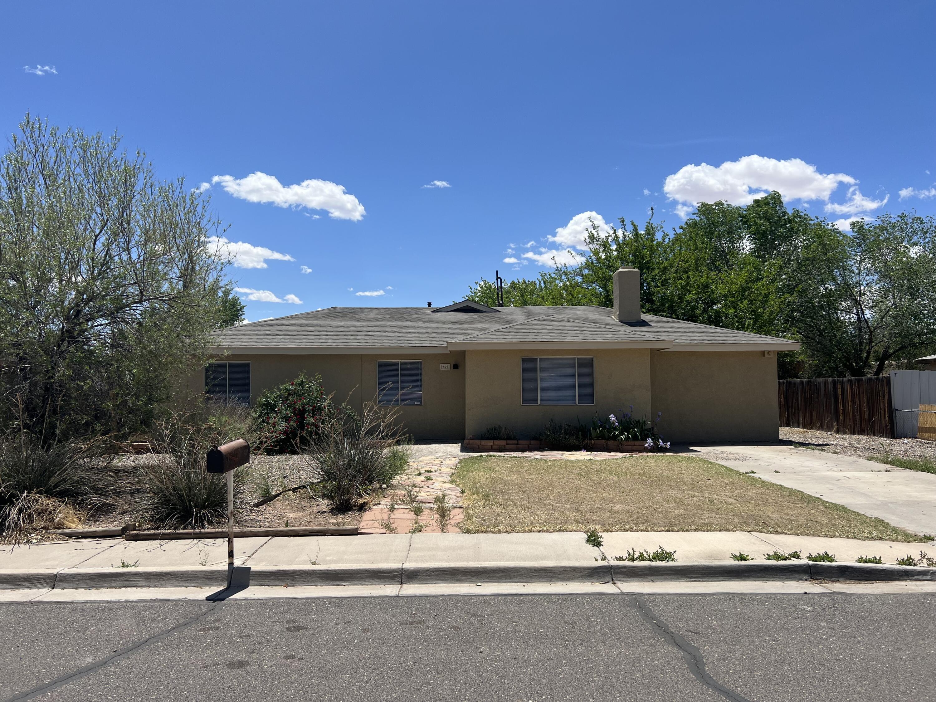 259 Teles Street, Los Lunas, New Mexico image 1