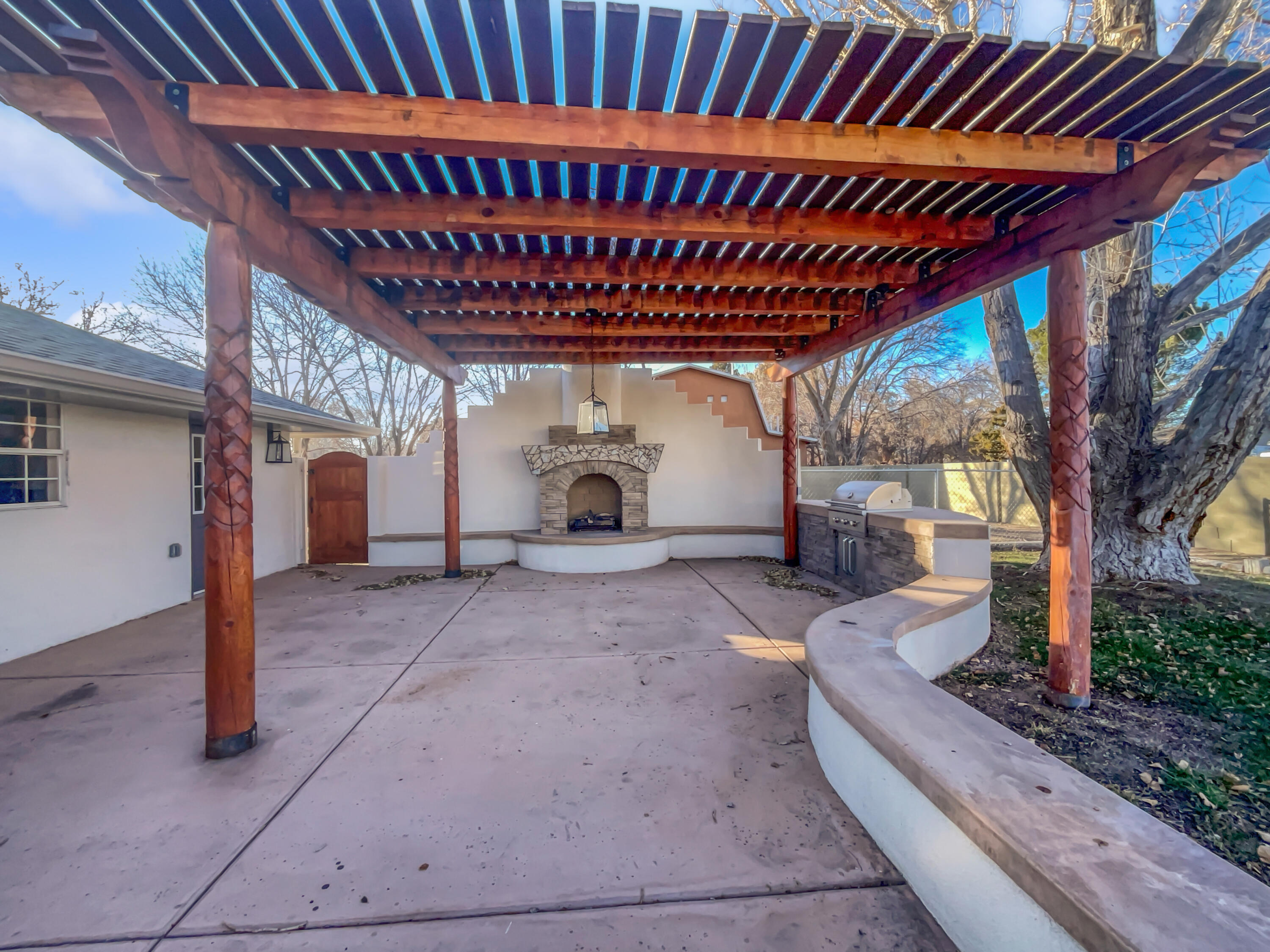 437 El Llano Lane, Los Ranchos, New Mexico image 34