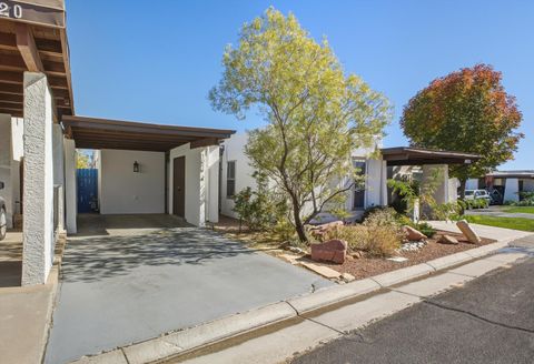 Photo of 121 Calle Sol Se Mete NW, Albuquerque, NM 87120 (MLS # 1094491)
