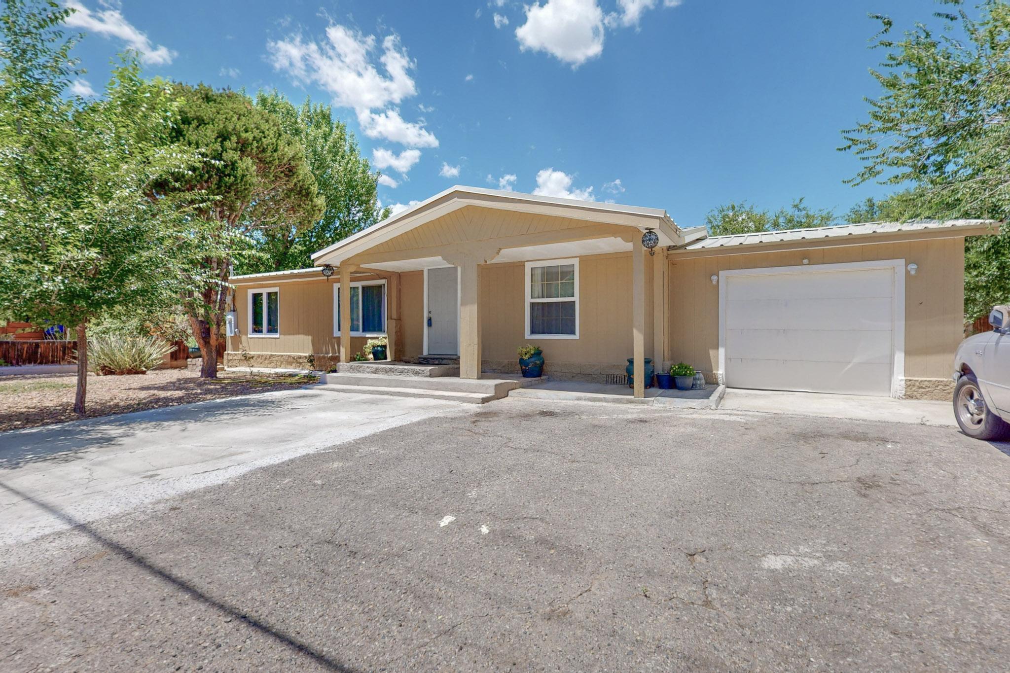 View Albuquerque, NM 87104 mobile home