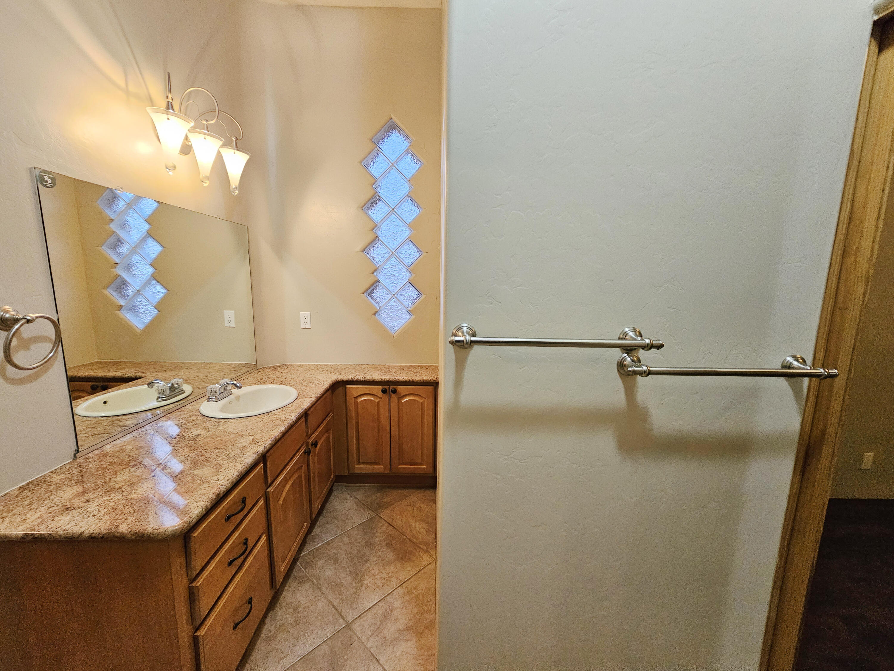 3220 Greystone Court, Rio Rancho, New Mexico image 35