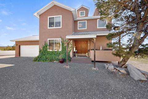 Photo of 4 Rushmore Road, Cedar Crest, NM 87008 (MLS # 1113068)