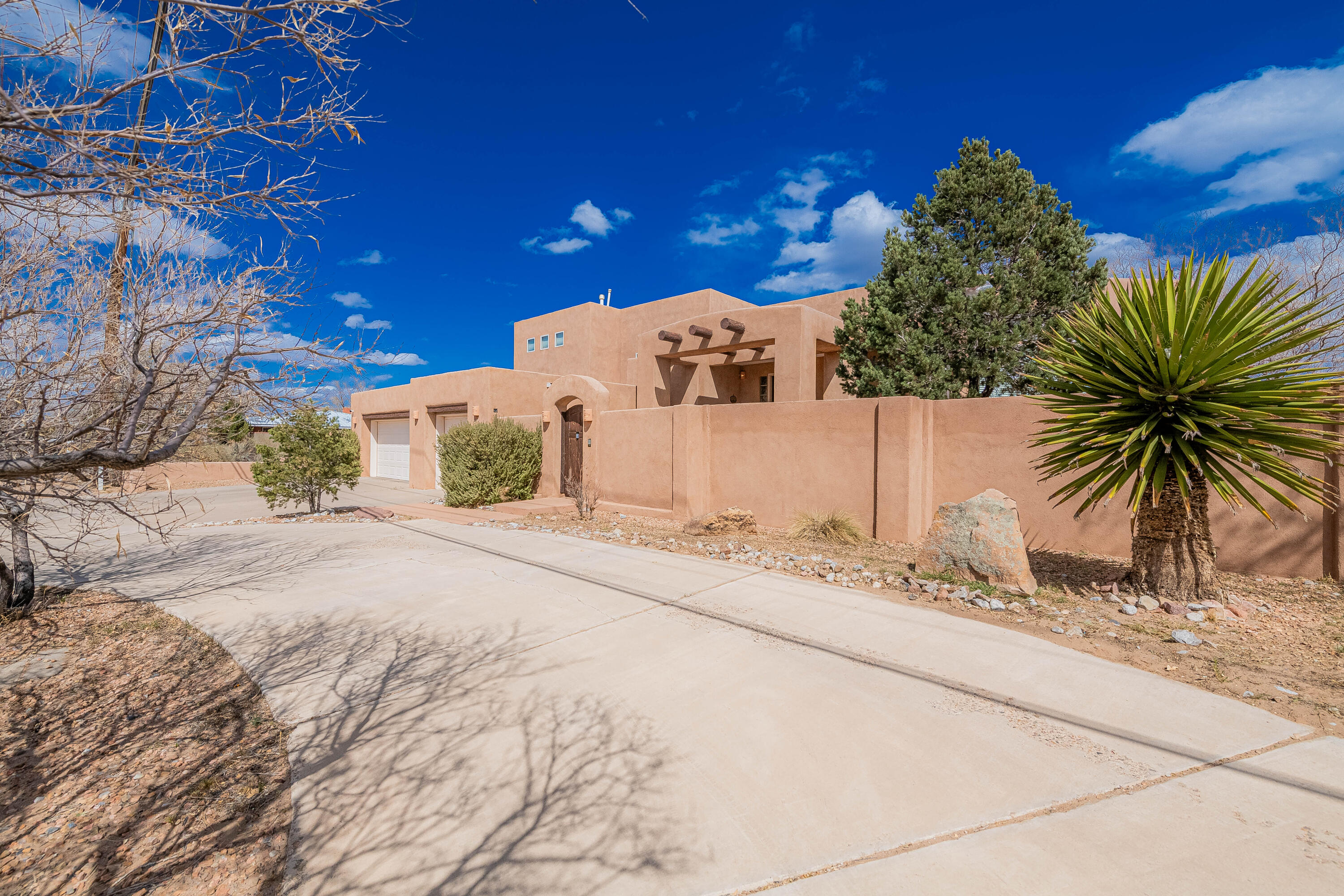 3700 Alamogordo Drive, Albuquerque, New Mexico image 2