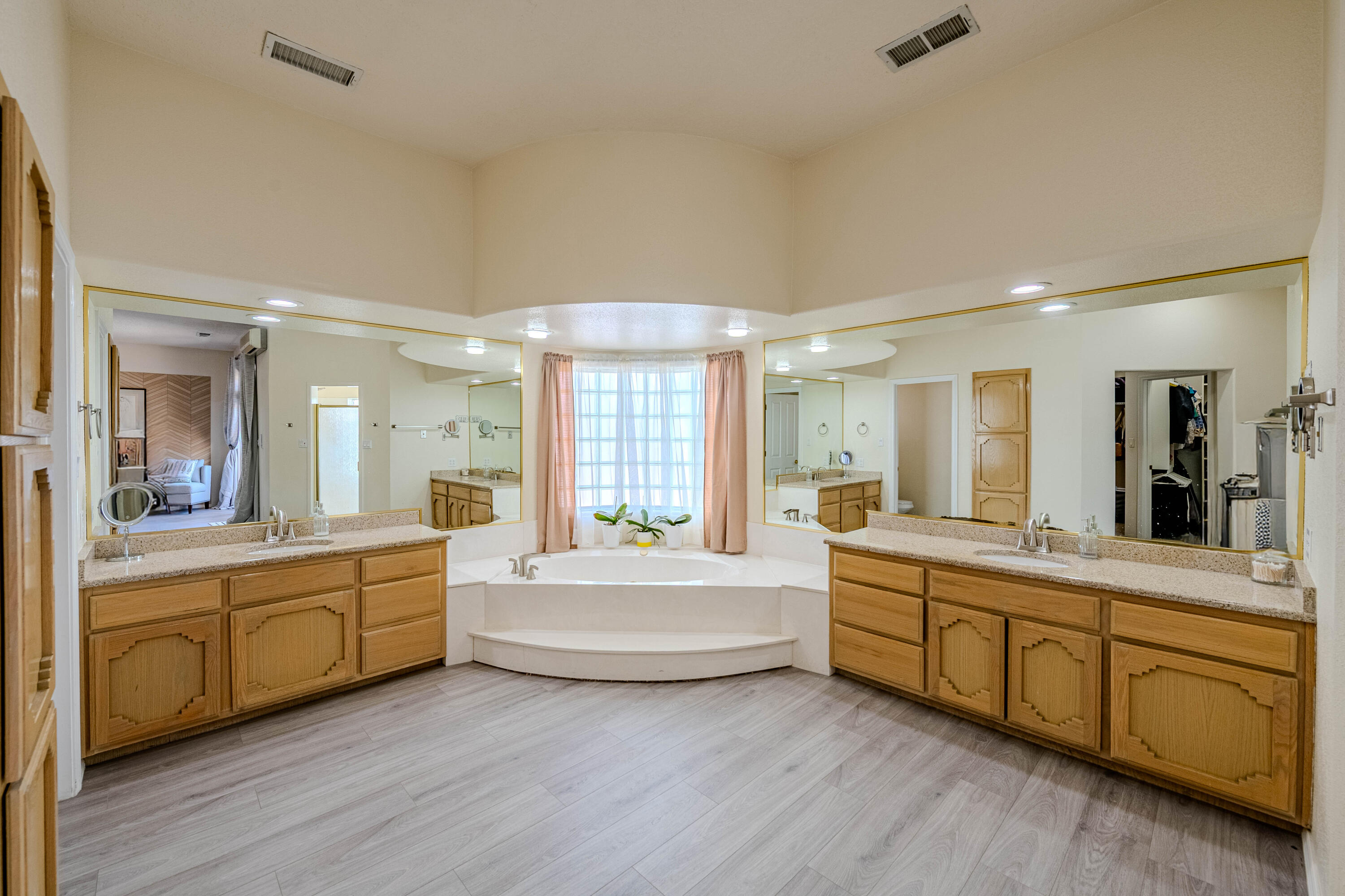 3700 Alamogordo Drive, Albuquerque, New Mexico image 31
