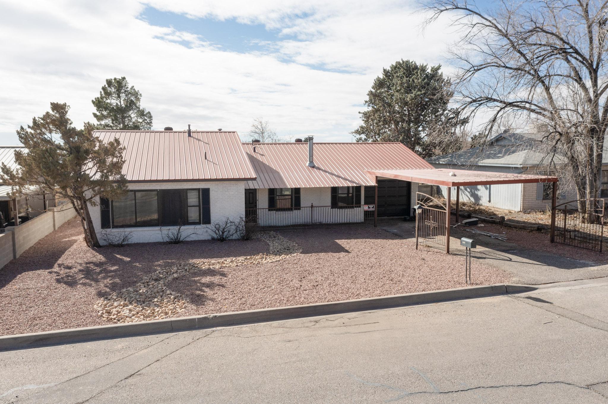 1670 Borealis Avenue, Rio Rancho, New Mexico image 1