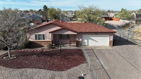 Homes For Sale - 386 Pecos Loop<br/> Sandoval County, Rio Rancho, NM 87124