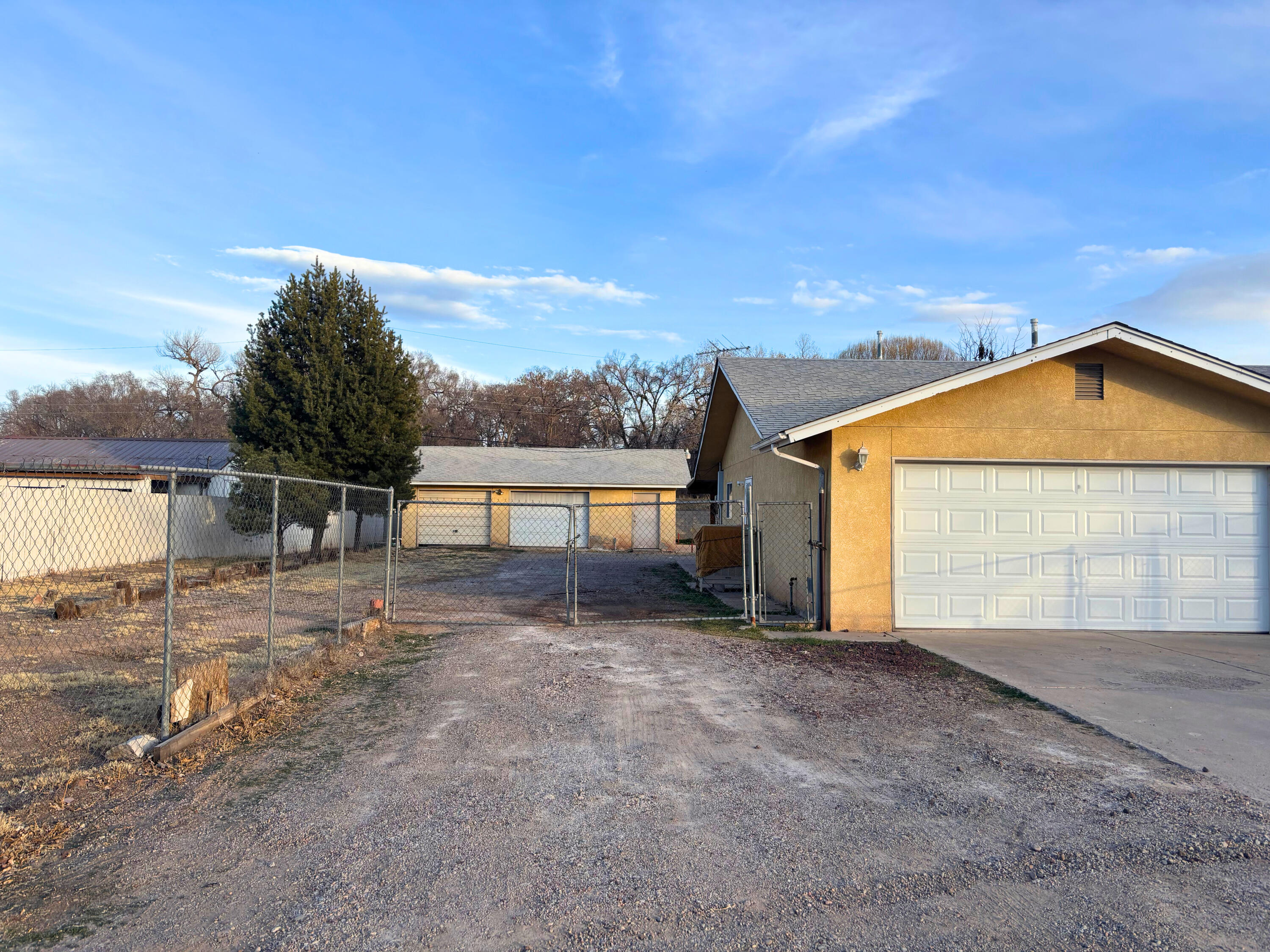 2528 La Vega Drive SW