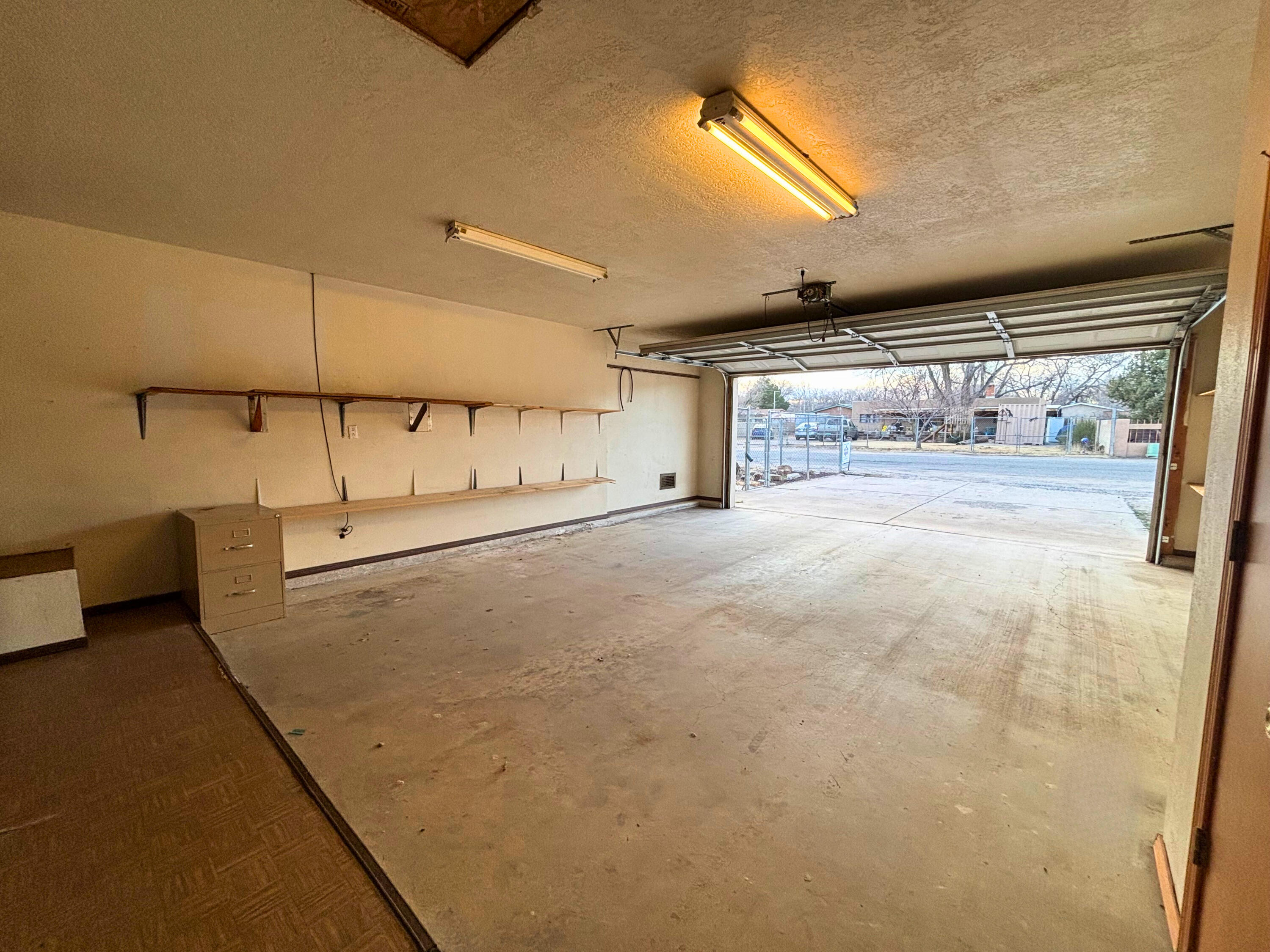 2528 La Vega Drive SW