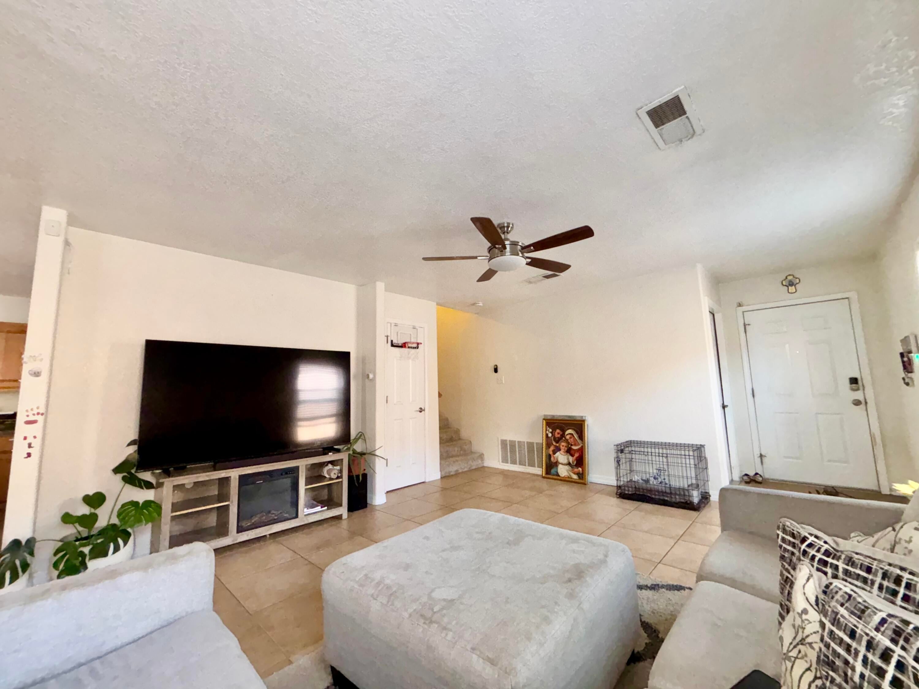 651 Little Wings Loop SW