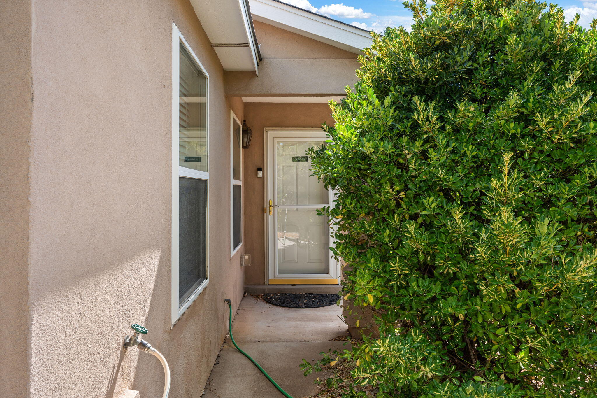 11316 VISTAZO Place SE
