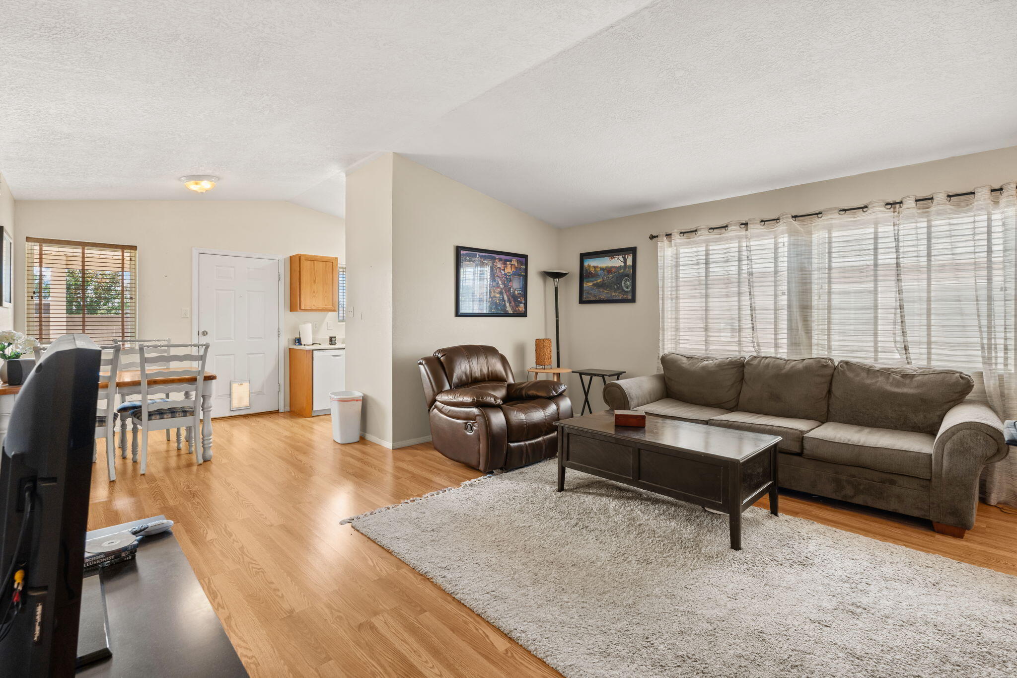11316 VISTAZO Place SE