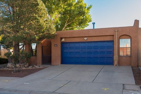 Photo of 5928 KNOLLWOOD Drive NE, Albuquerque, NM 87109 (MLS # 1092358)