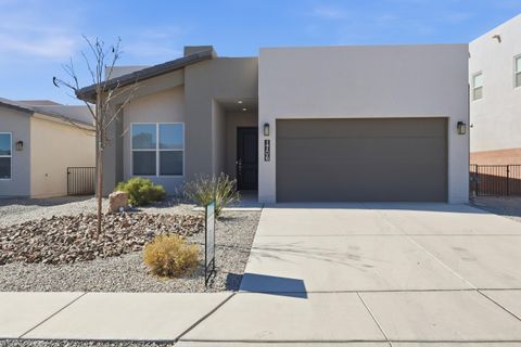 Photo of 1706 Tesoro Loop NW, Los Lunas, NM 87031 (MLS # 1098004)