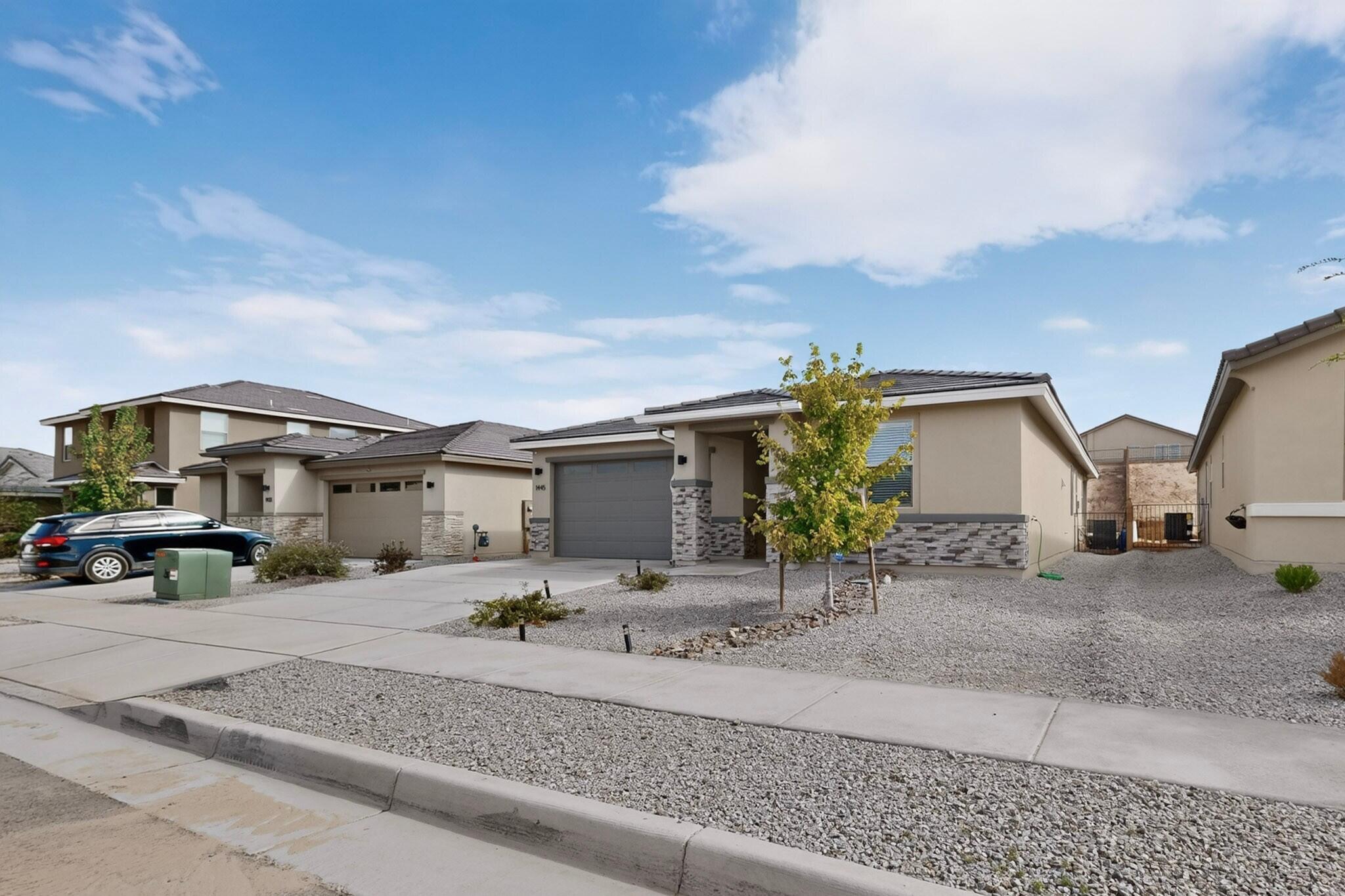 1445 Valle De Colores Street NW